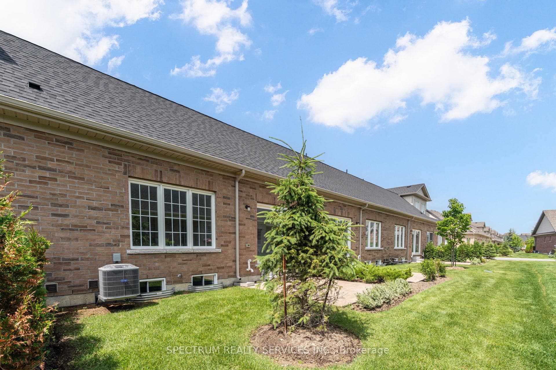 77 Muzzo Drive photo 50