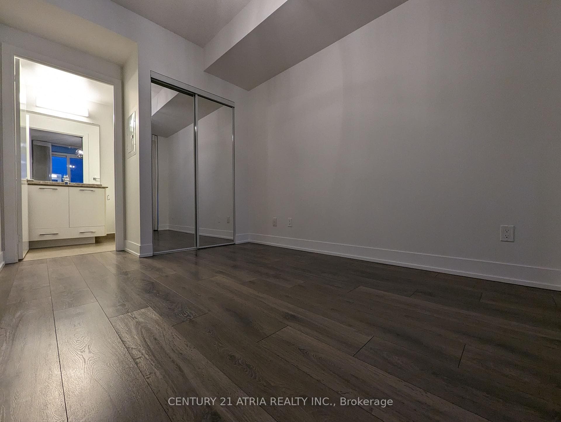 9471 Yonge Street Unit 1018 photo 22