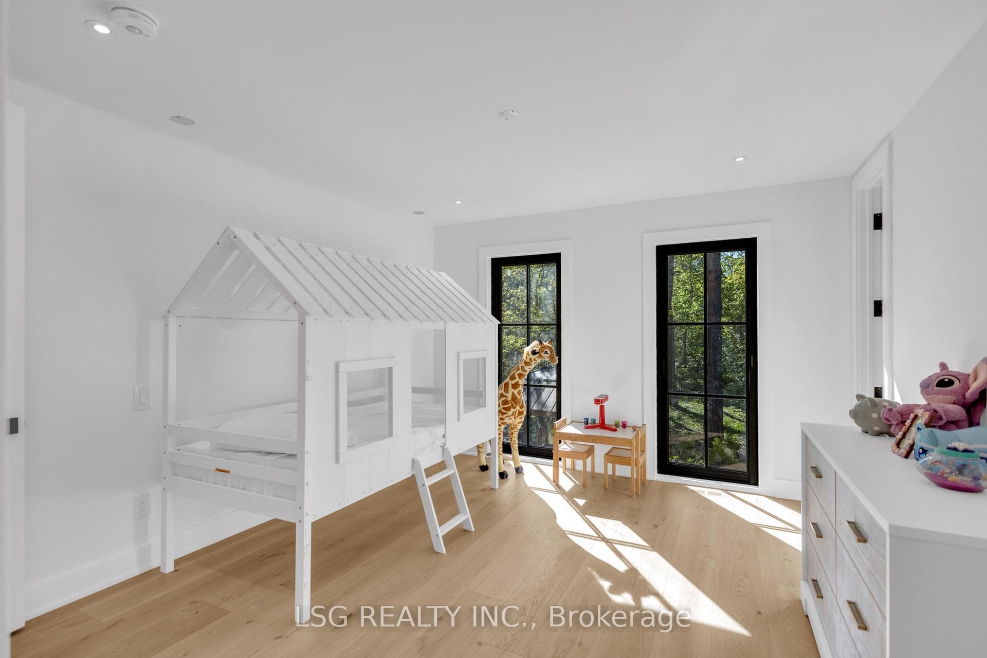 5 Williamson Terrace photo 10