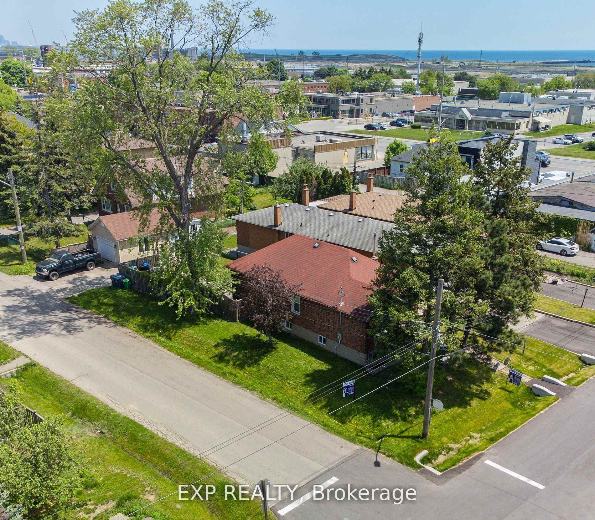 1023 Westmount Avenue photo 36