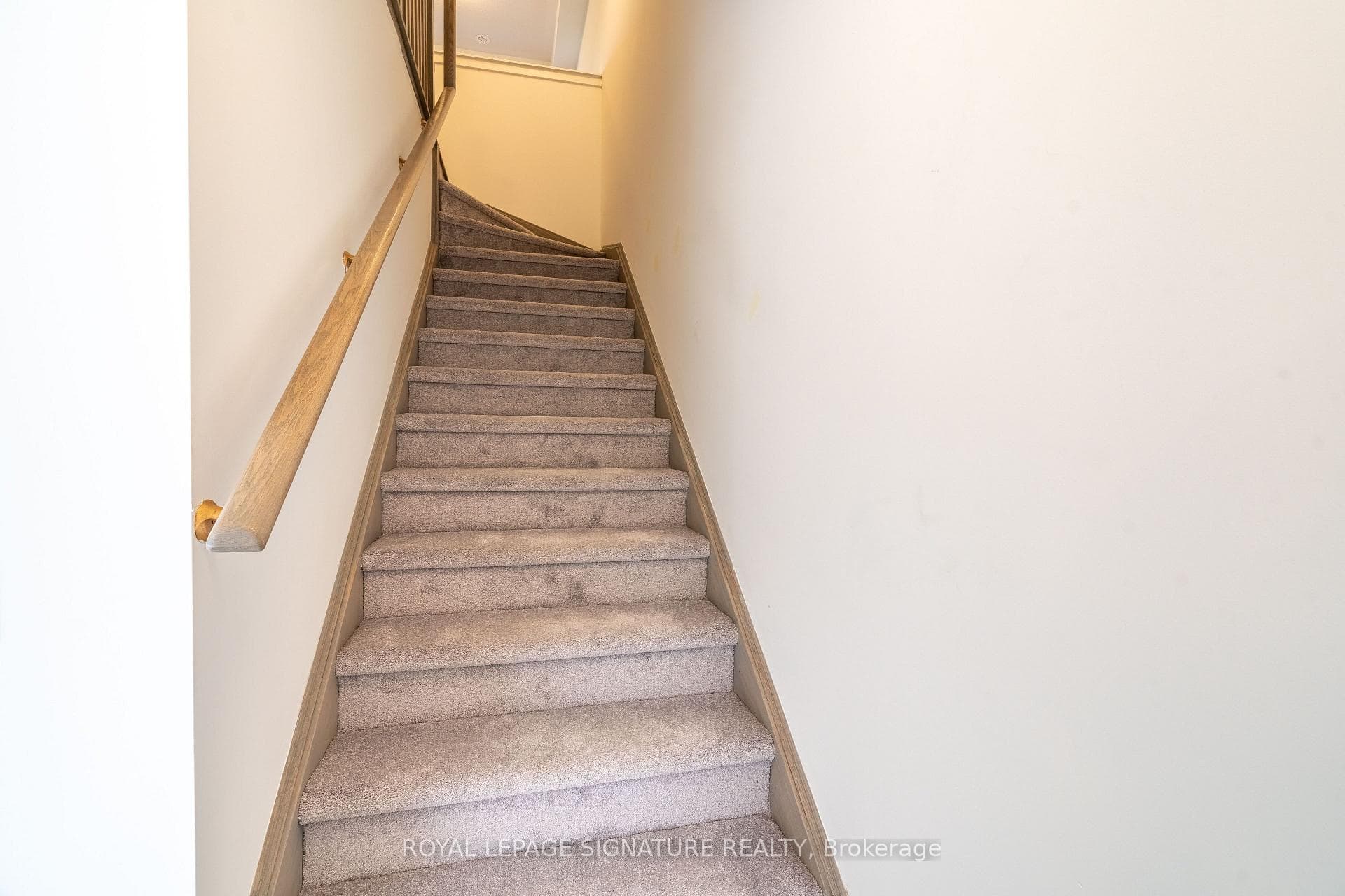 23 Selfridge Way Unit 70 photo 25