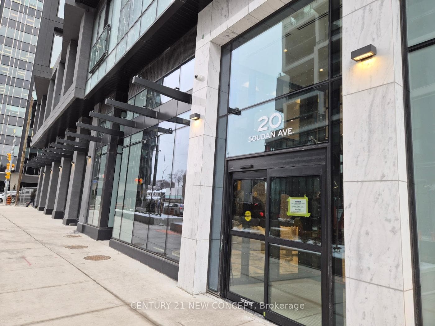 20 Soudan Avenue Unit 2911 photo 3