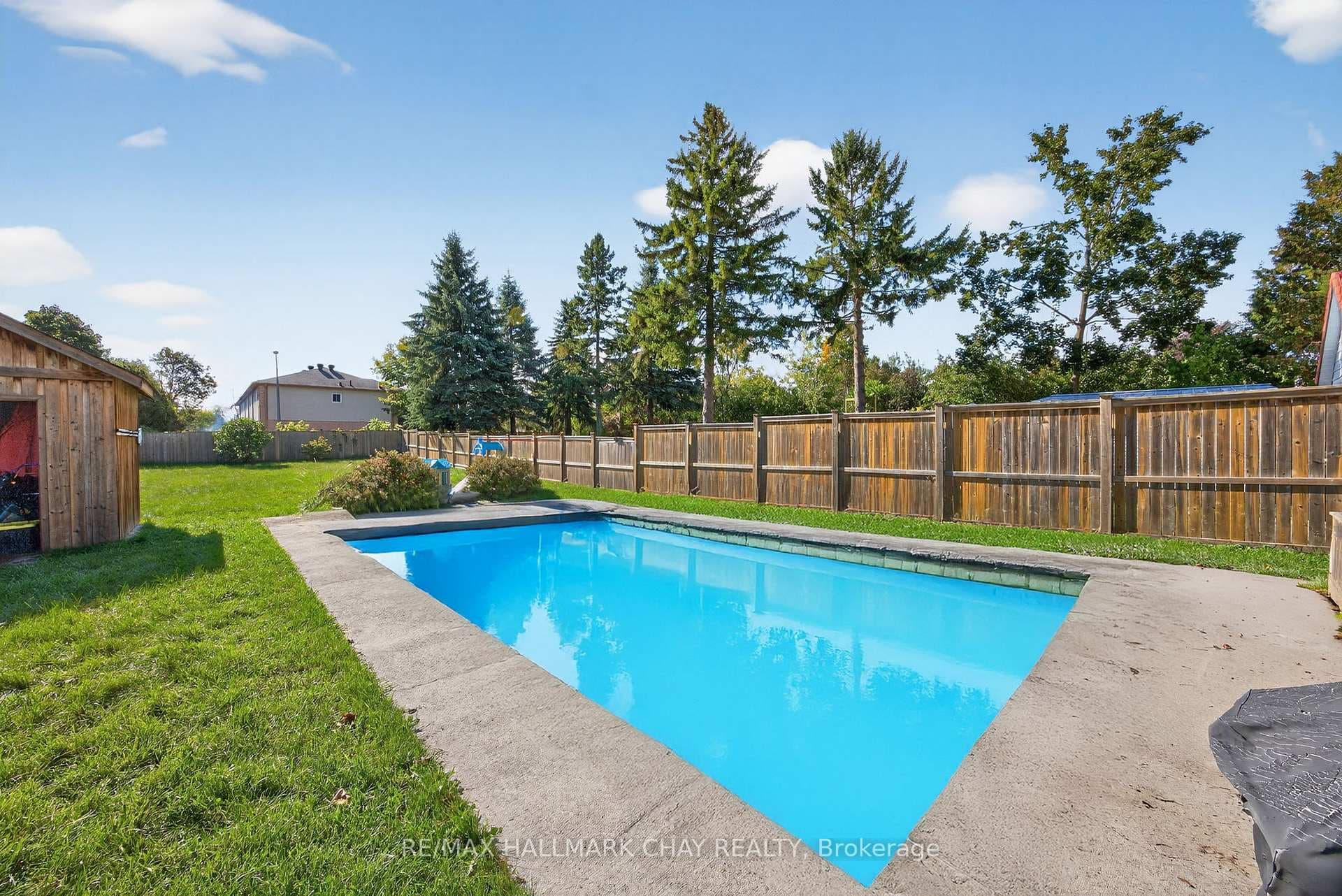 67 Simcoe Street photo 18