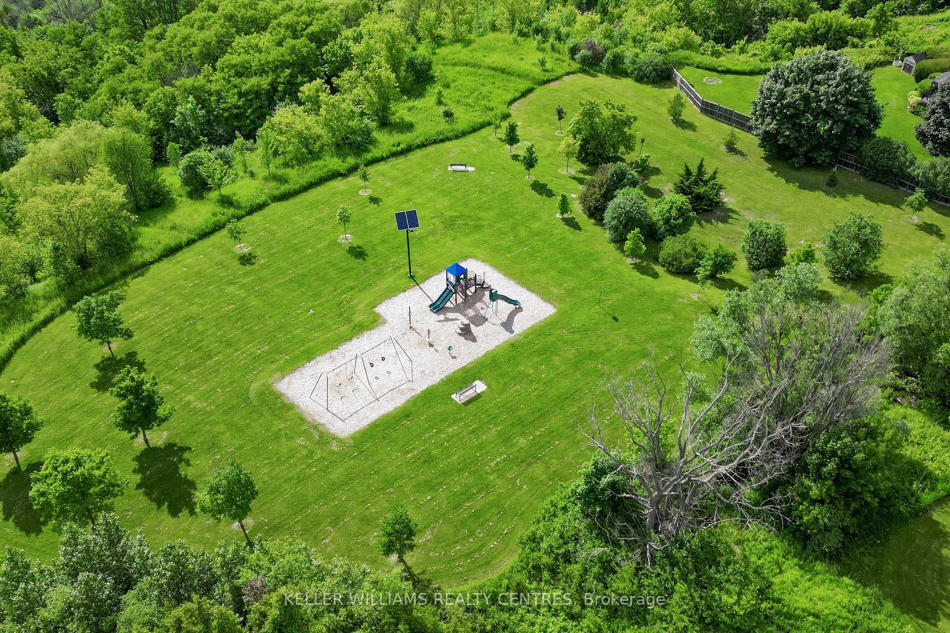 276 McMillan Drive photo 32