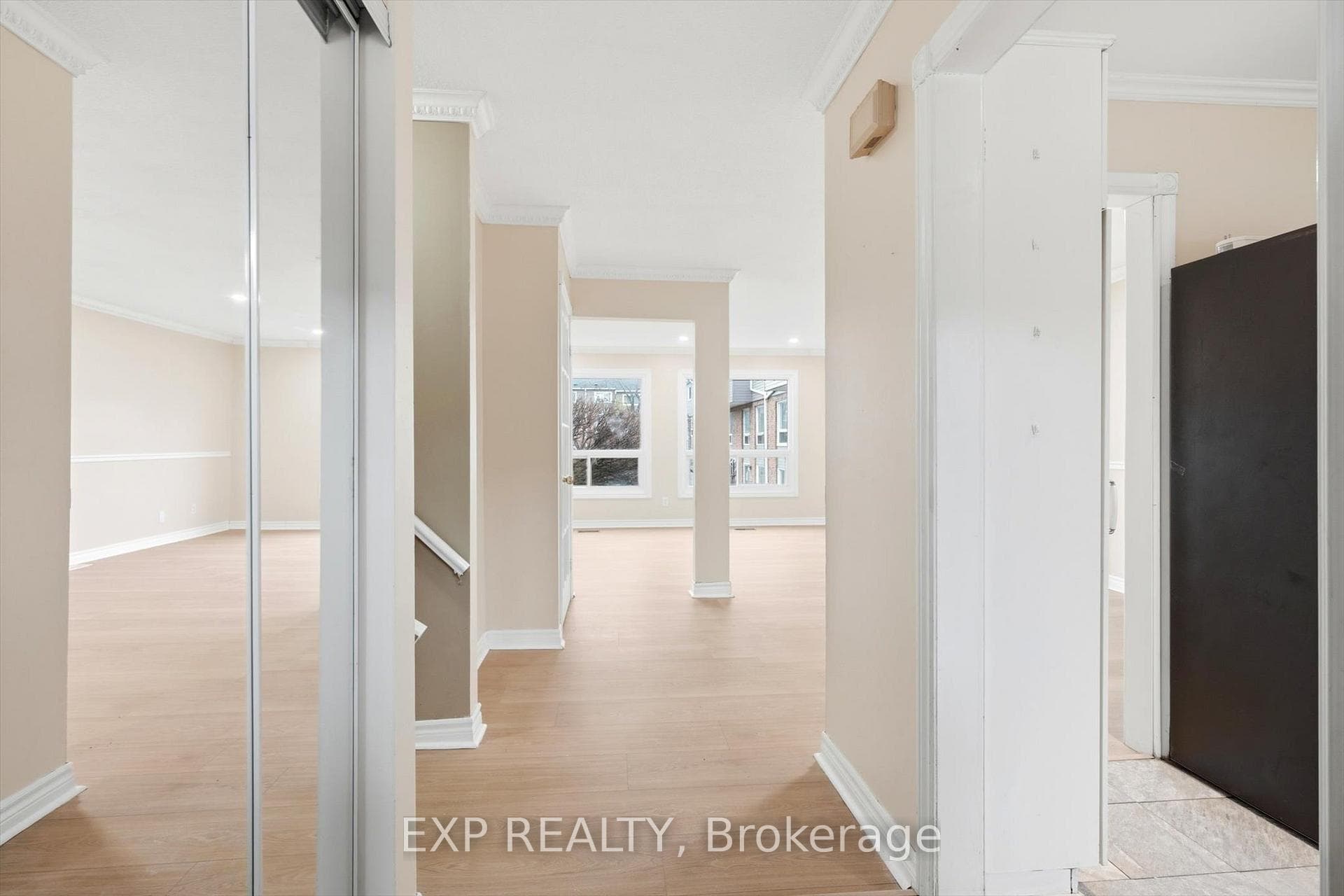 2050 Upper Middle Road Unit 31 photo 8