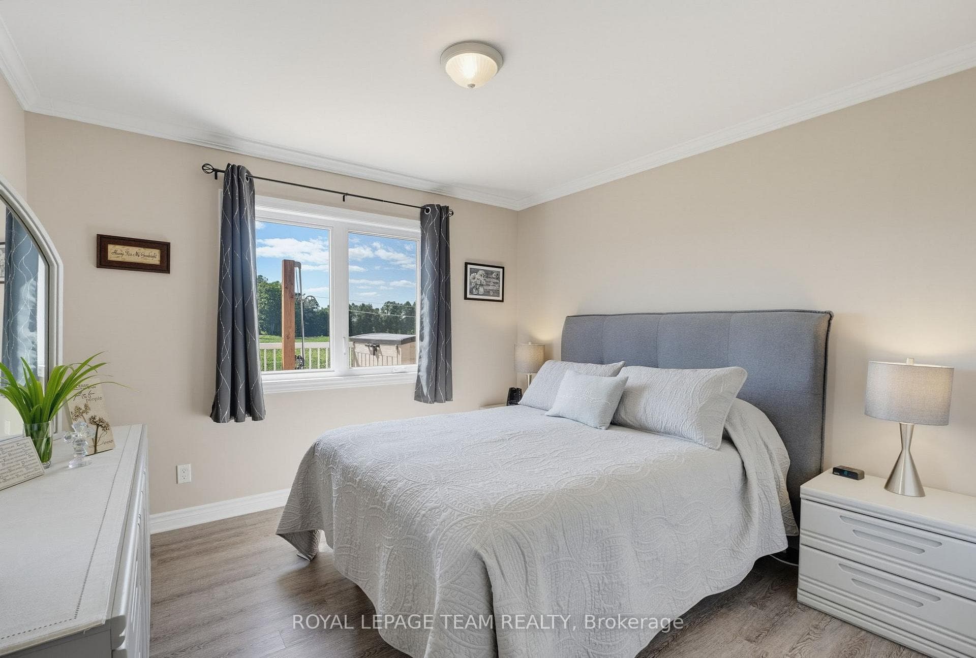 547 MALLOY Road photo 18