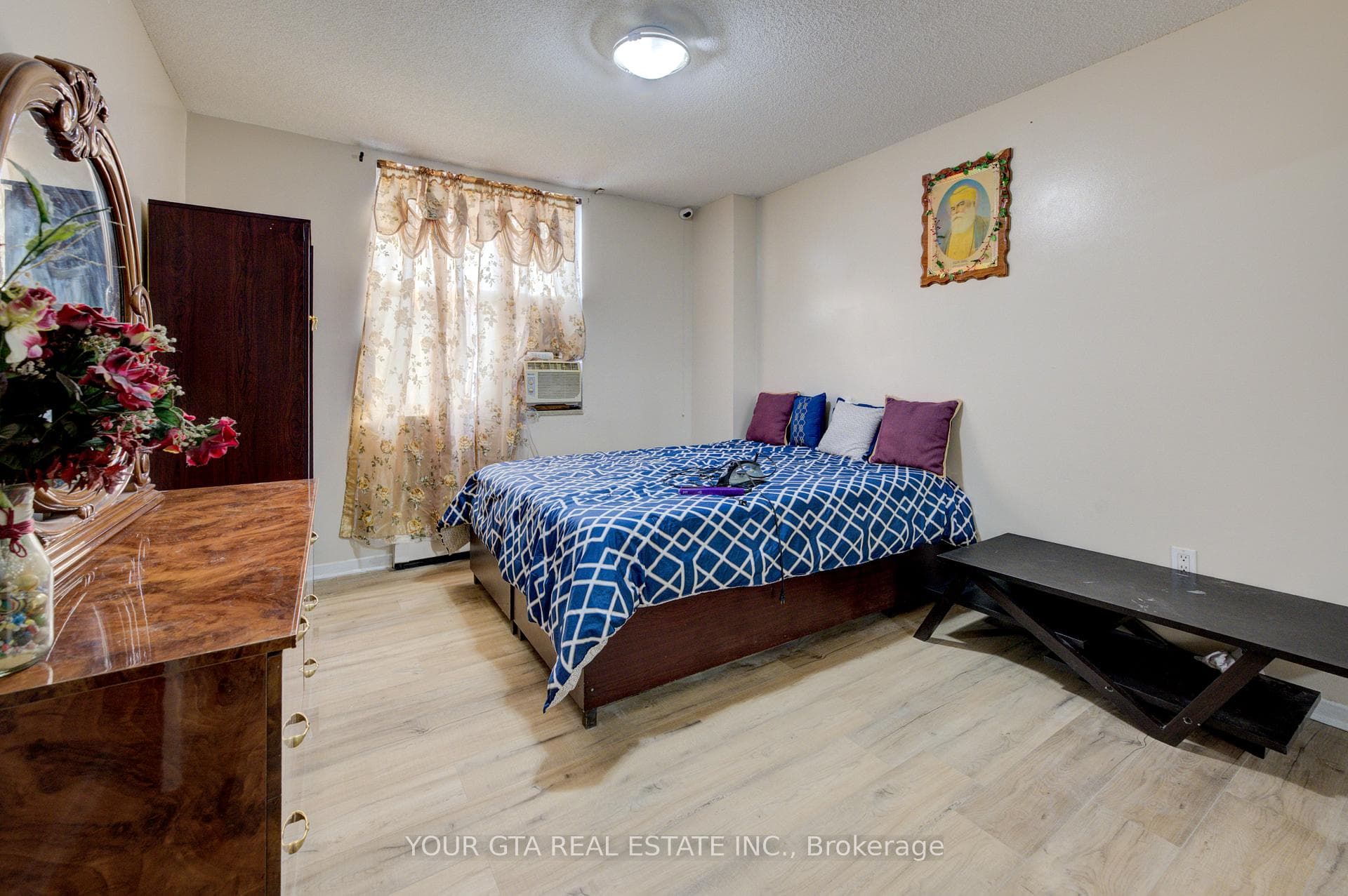 1055 B Forestwood Drive Unit 122 photo 9