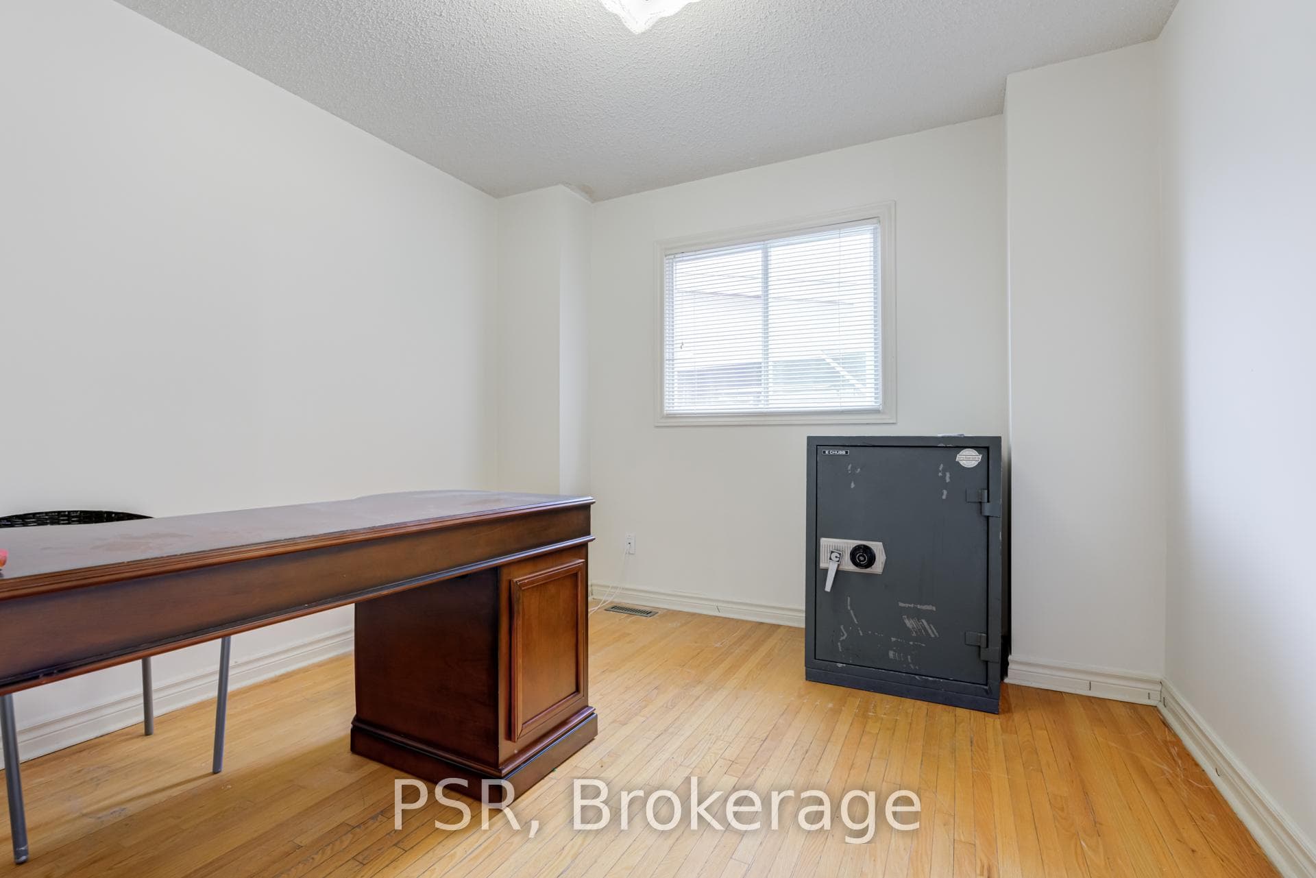 1465 Silky Rose Court photo 19
