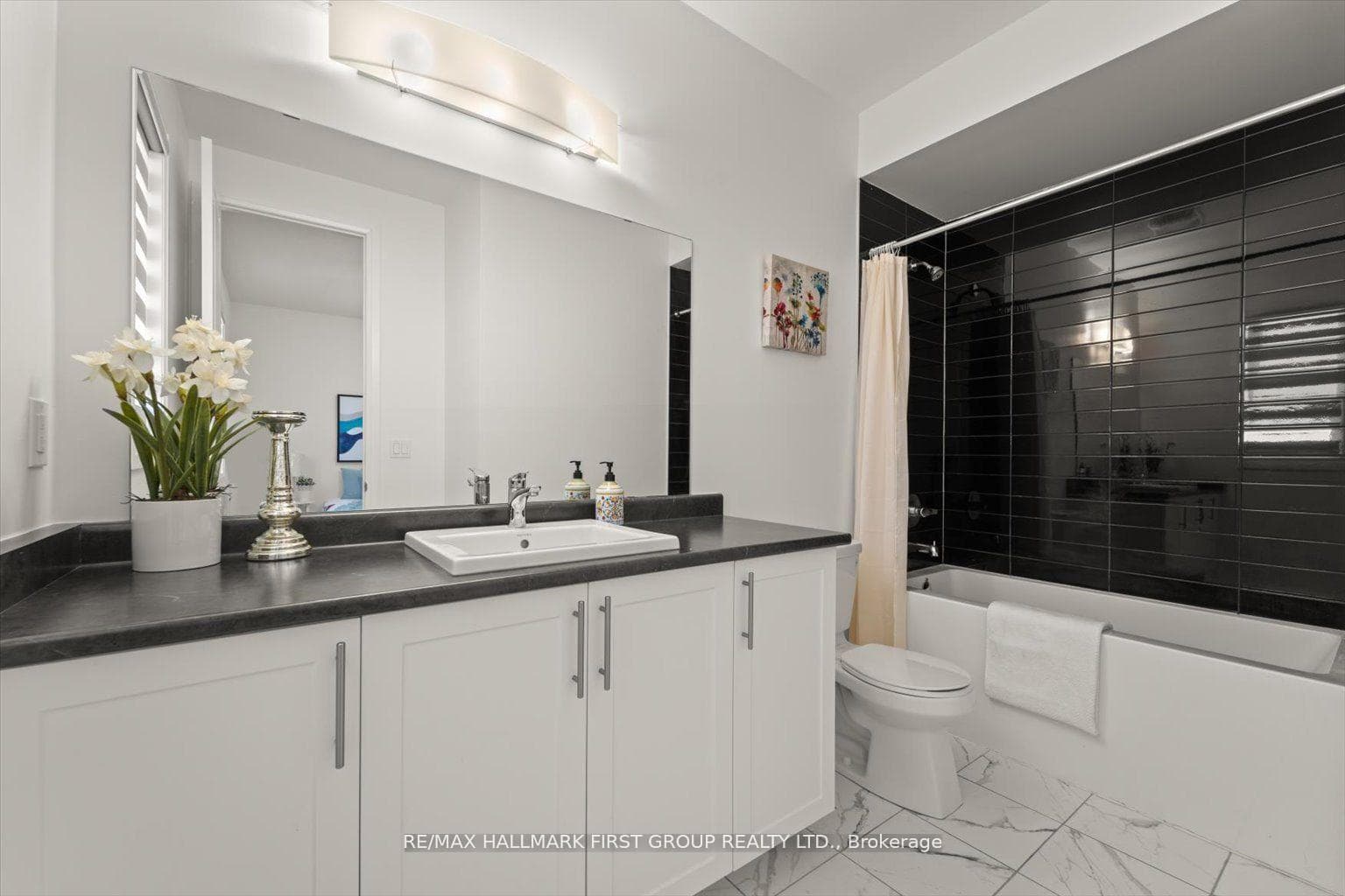 198 Thompson Drive photo 31