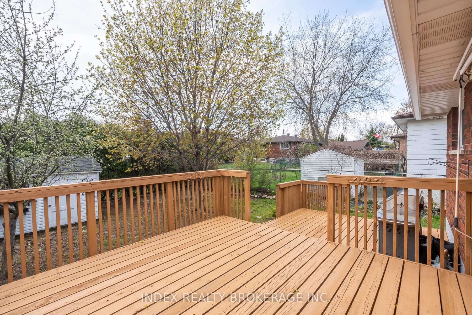 23 Tyrone Drive photo 41