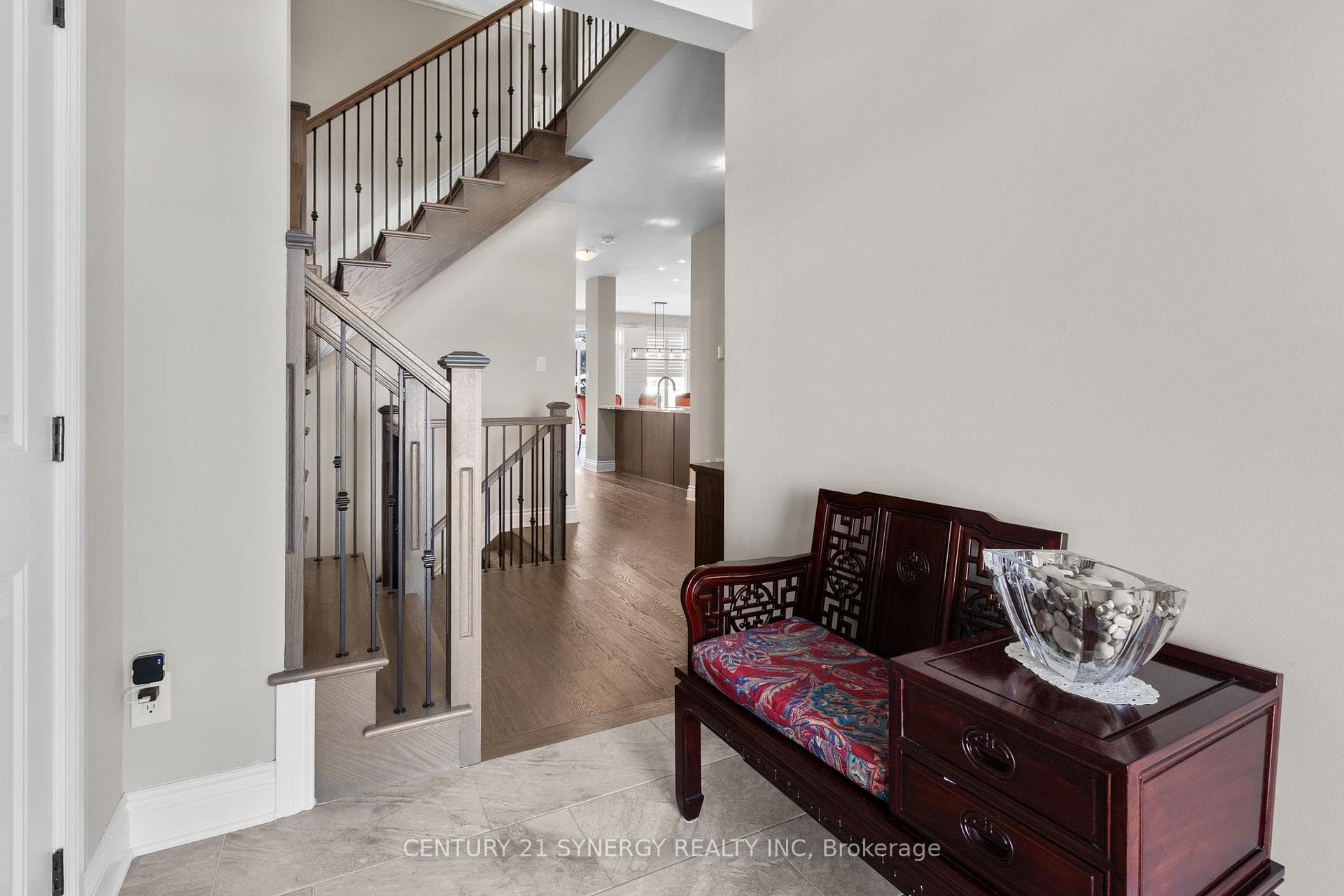 779 Fiddlehead Street photo 4