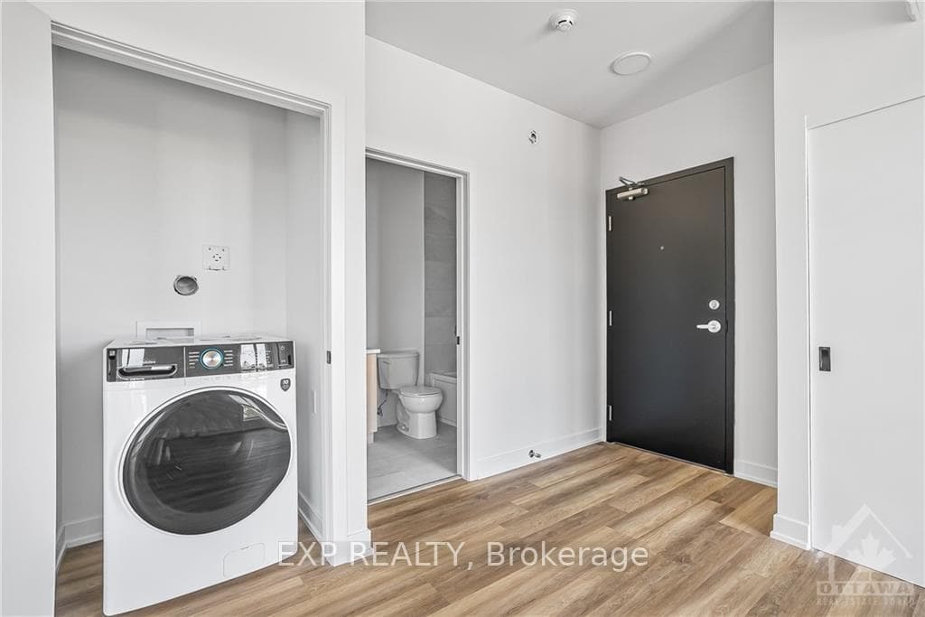 391 DIEPPE Street Unit 06 photo 17