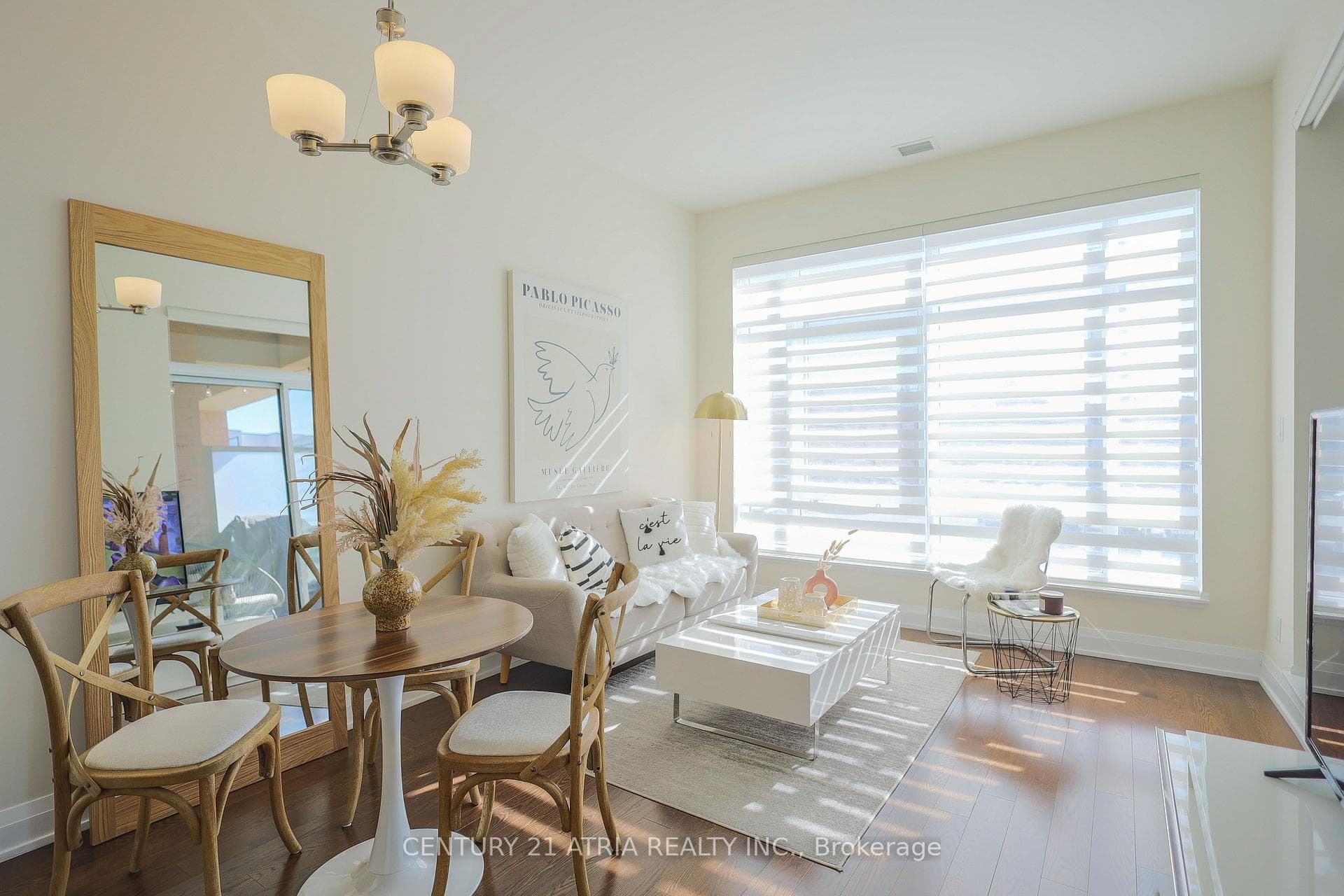 15277 Yonge Street Unit 309 photo 17