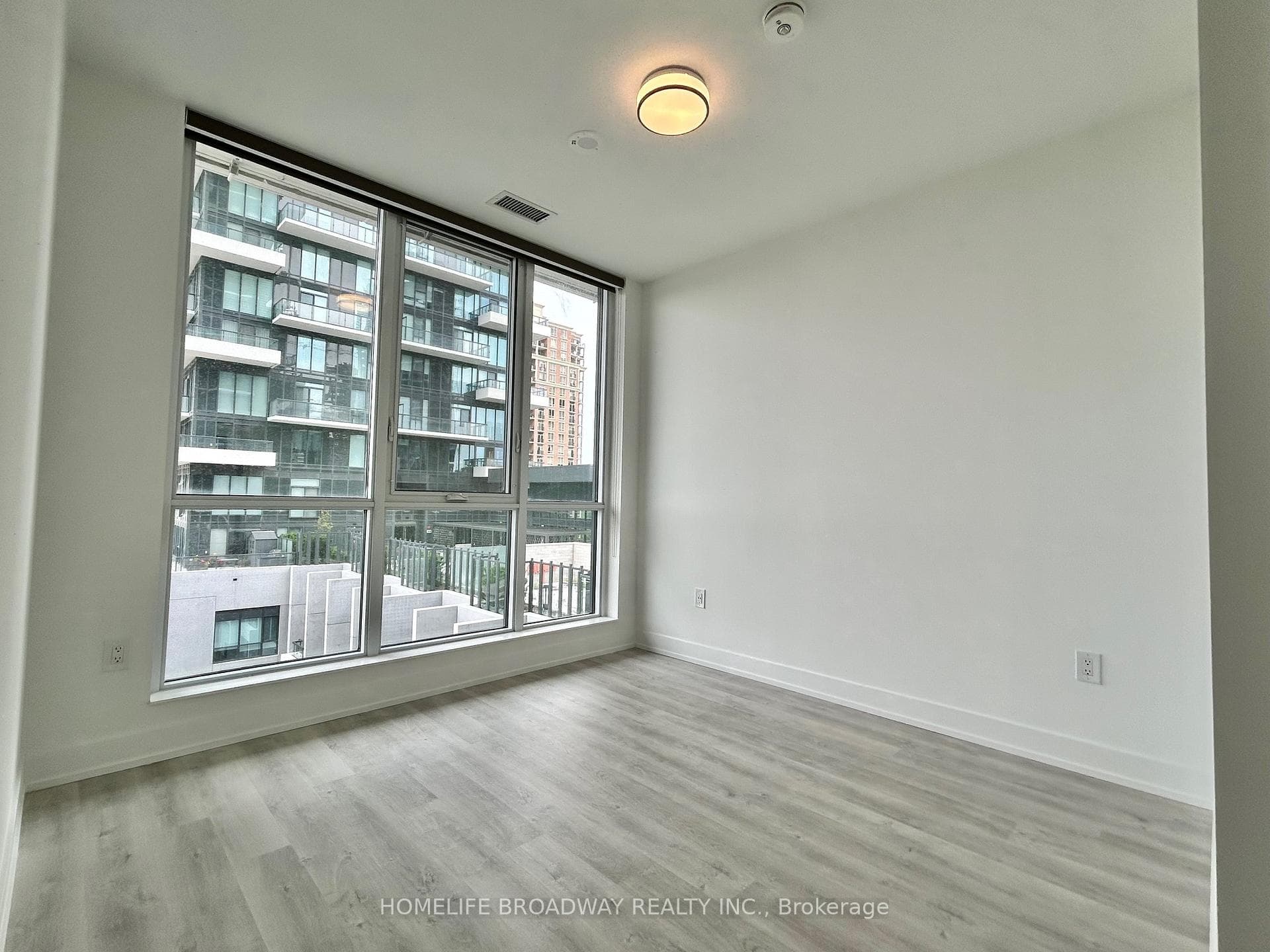 30 Inn On The Park Drive Unit 623 photo 7