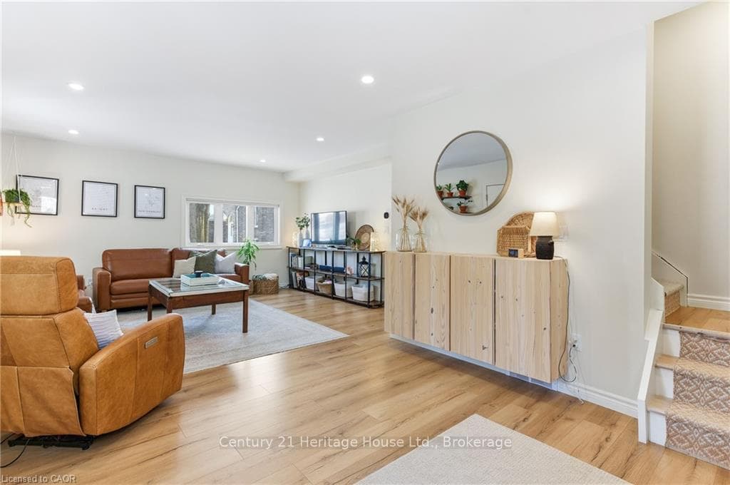 103 Baird Street photo 22