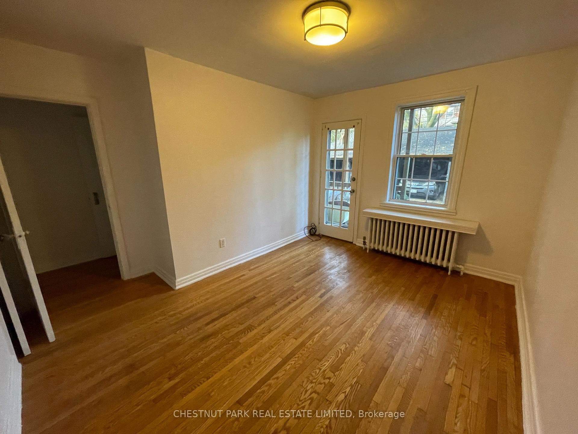 26 Strathgowan Avenue Unit Main photo 13