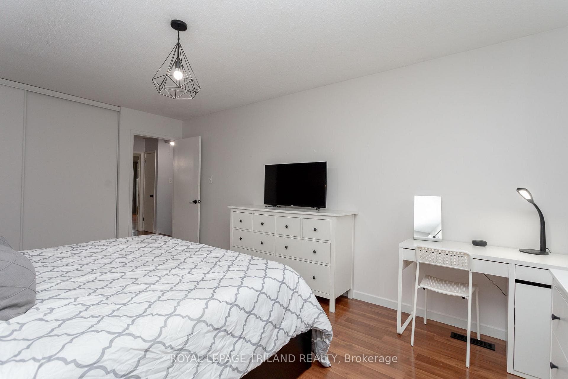 590 Millbank Drive Unit 94 photo 19
