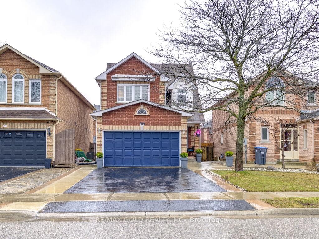 52 Sunley Crescent photo 1