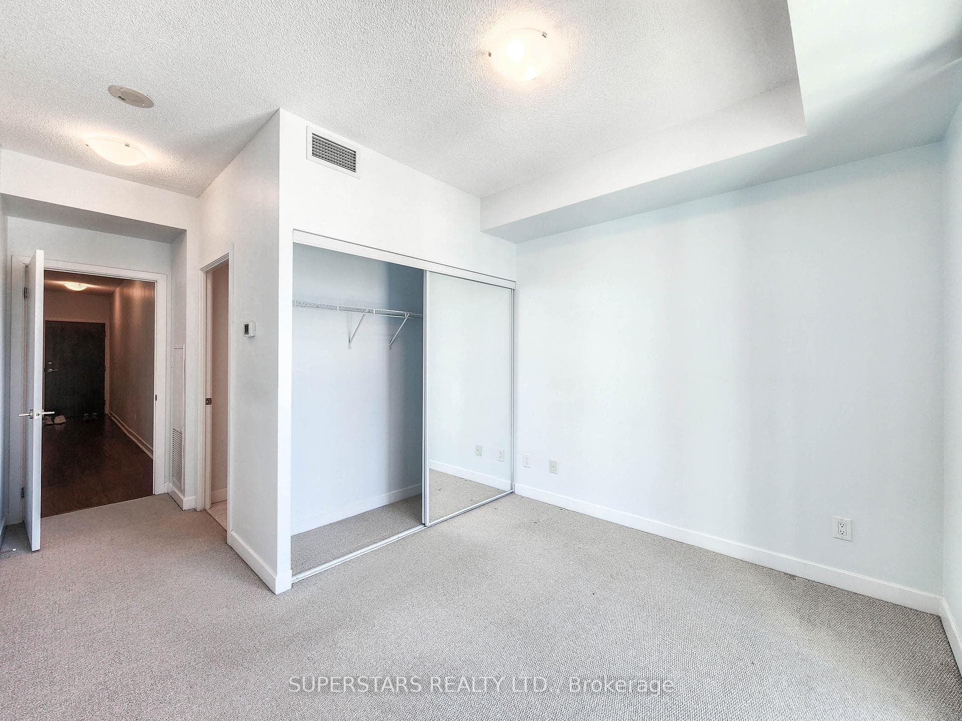 33 Bay Street Unit 3304 photo 12