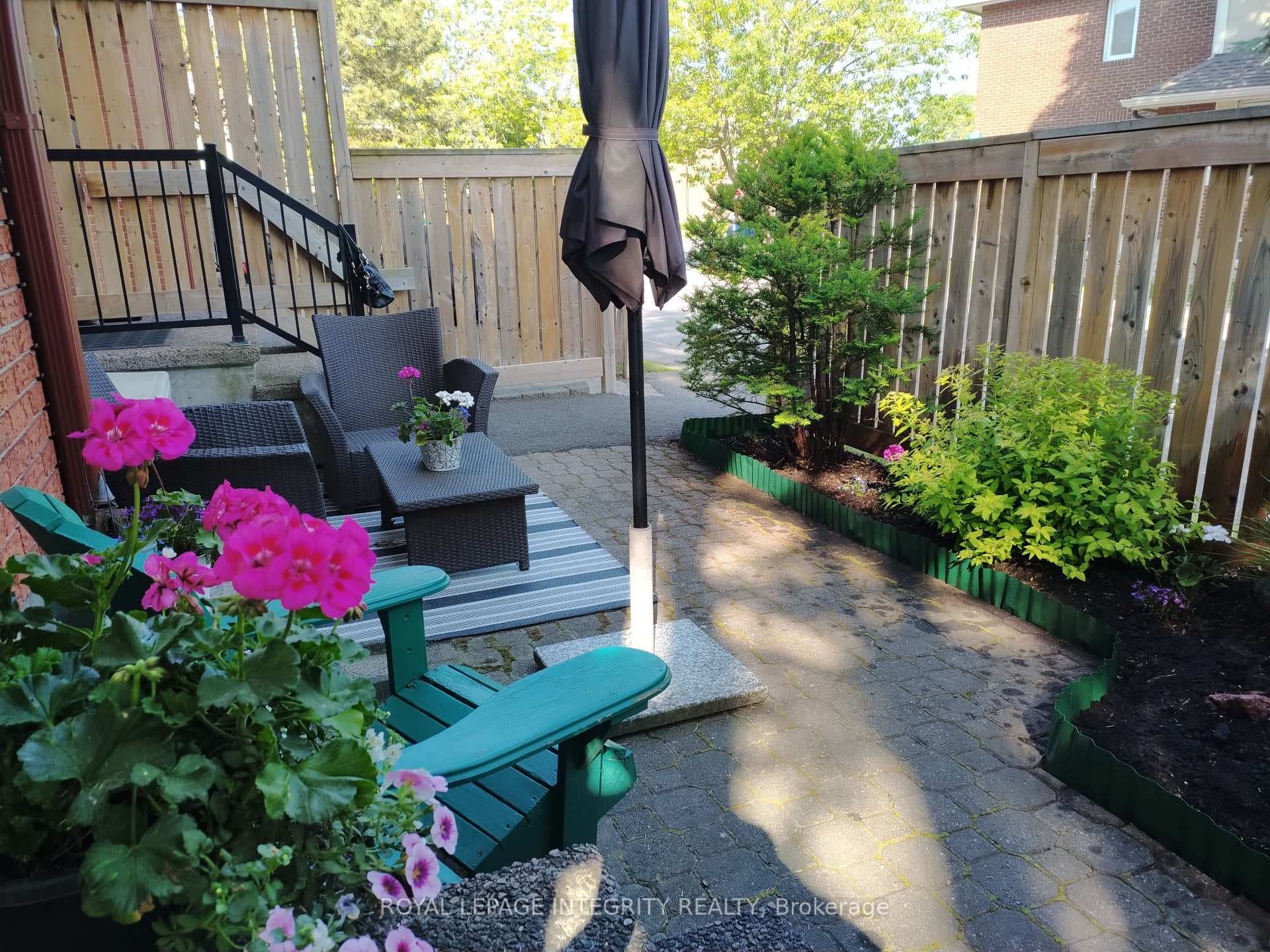 545 Canteval Terrace Unit 110 photo 5