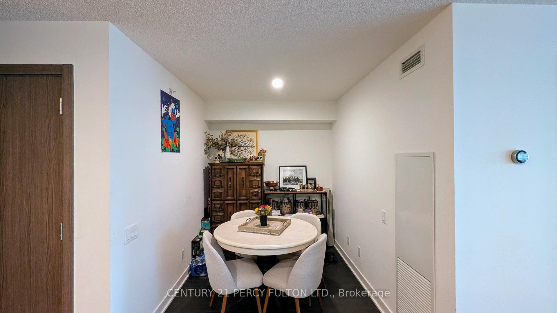 19 Bathurst Street Unit 807 photo 7