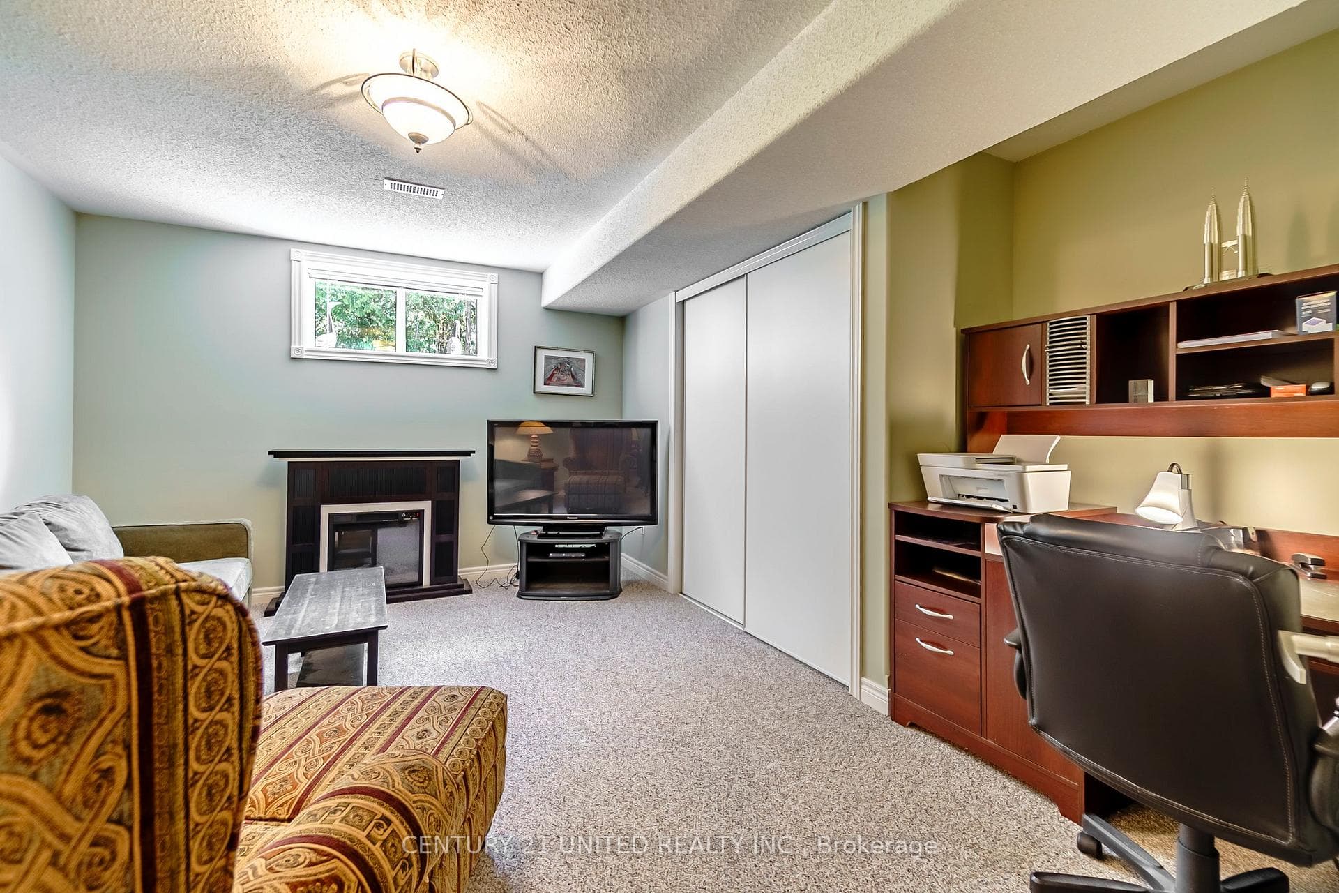 1742 Ravenwood Drive Unit 612 photo 29
