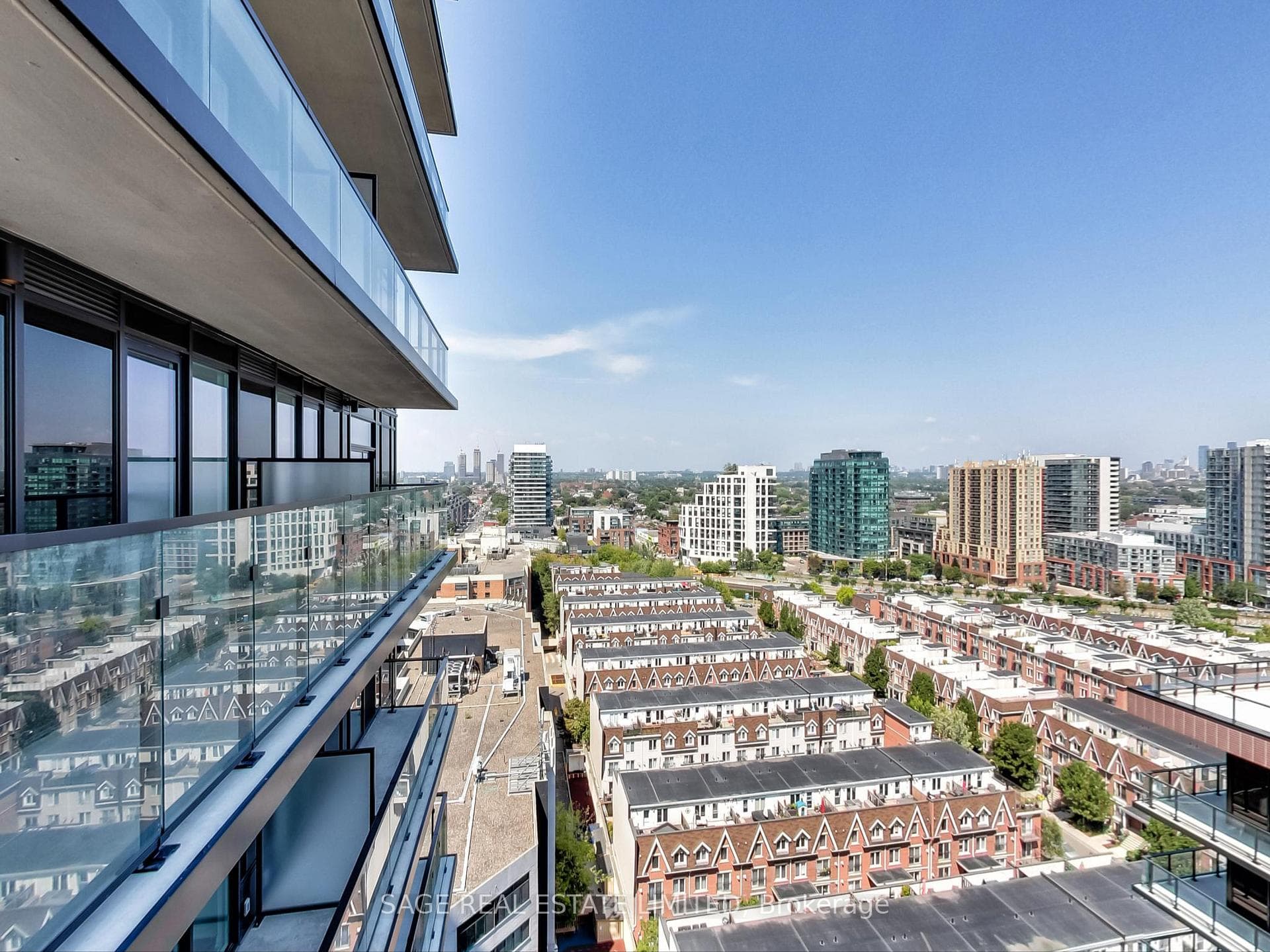 285 Dufferin Street Unit 1401 photo 42