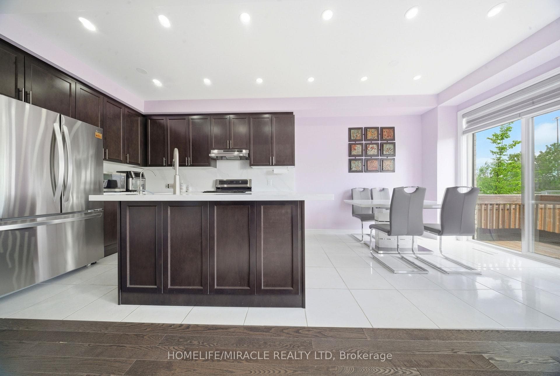166 DEERPATH Drive Unit 32 photo 12
