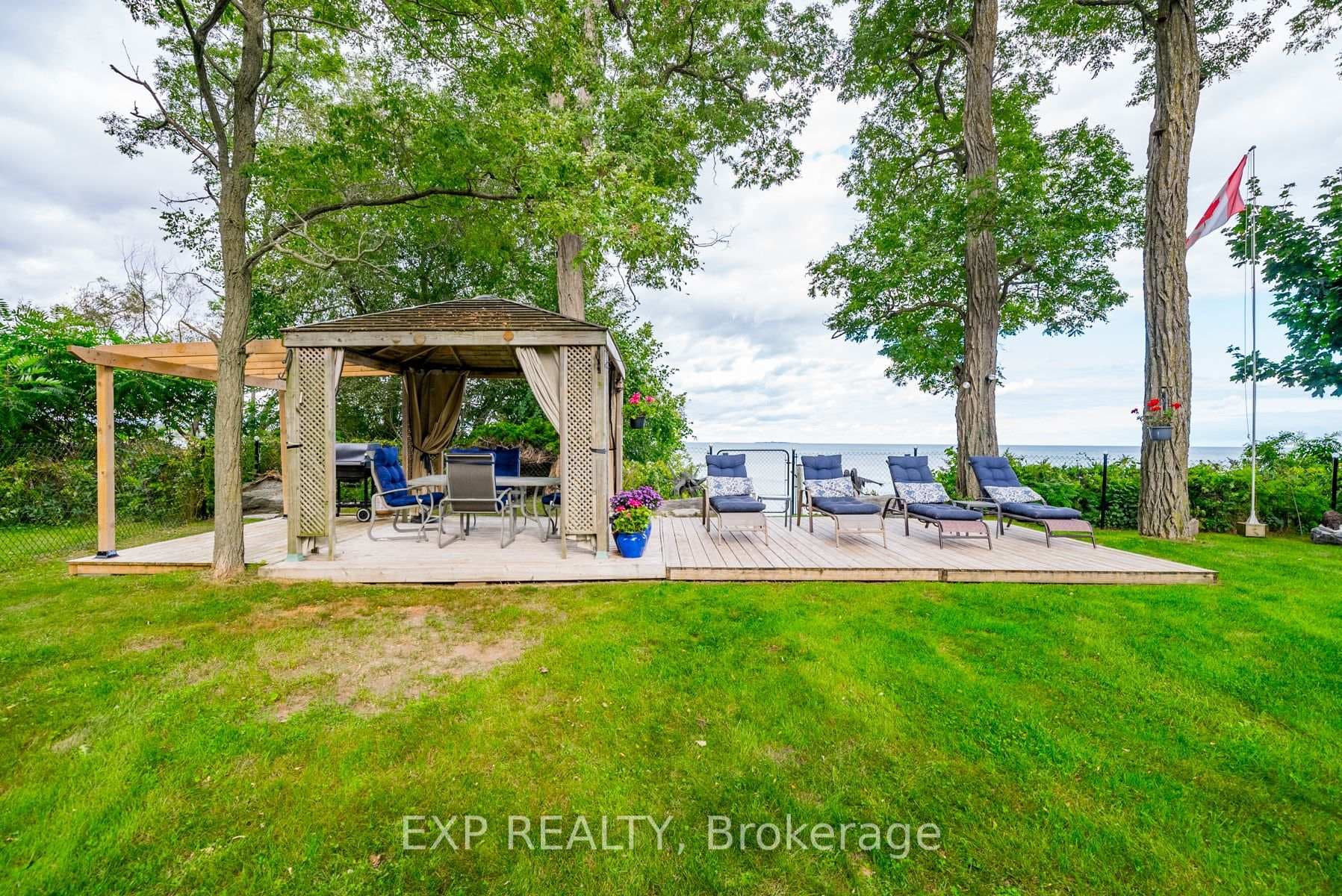 113 Victoria Beach Road photo 17