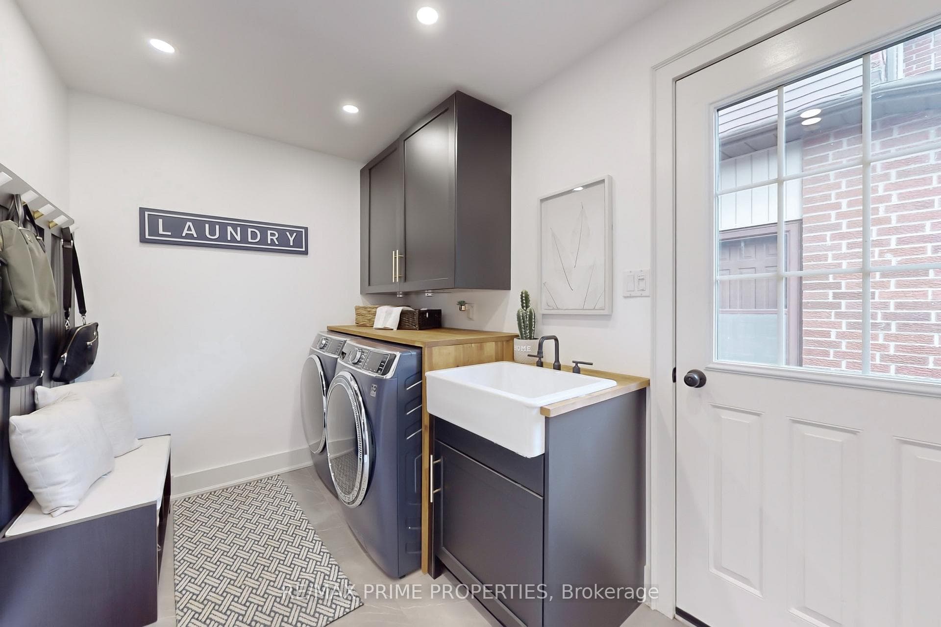 38 Larkin Avenue photo 14