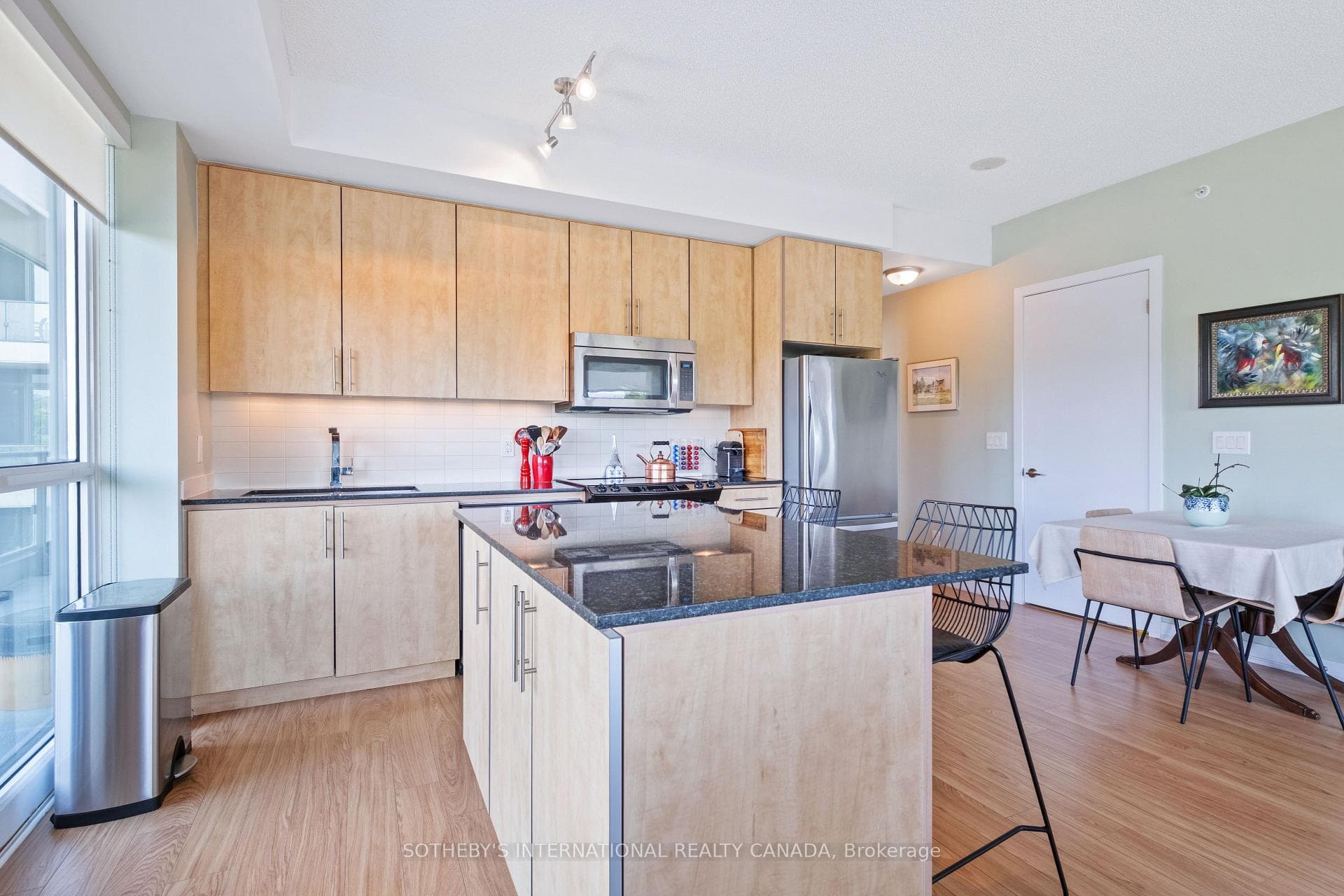 60 Berwick Avenue Unit 508 photo 10