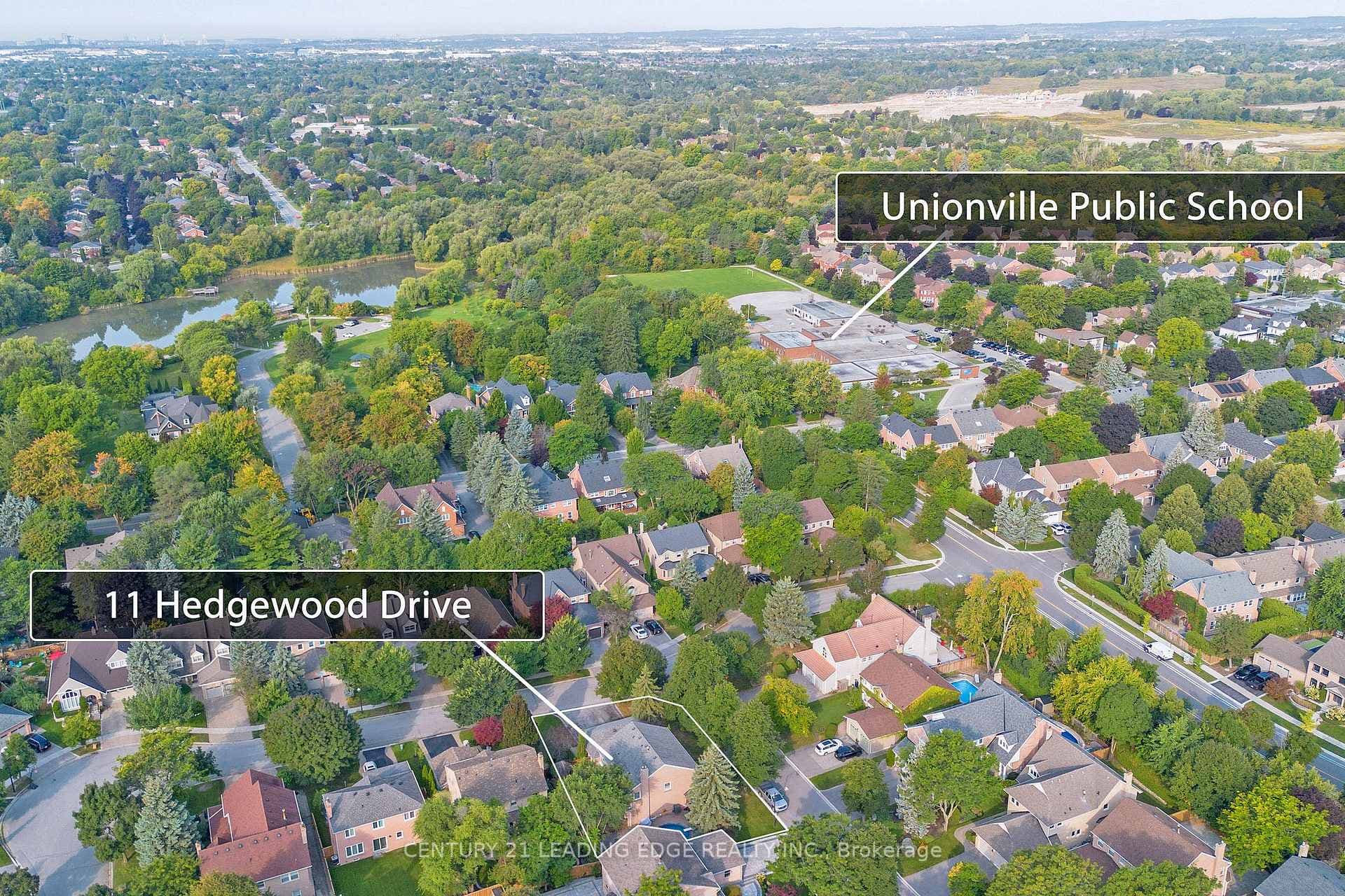 11 Hedgewood Drive photo 10