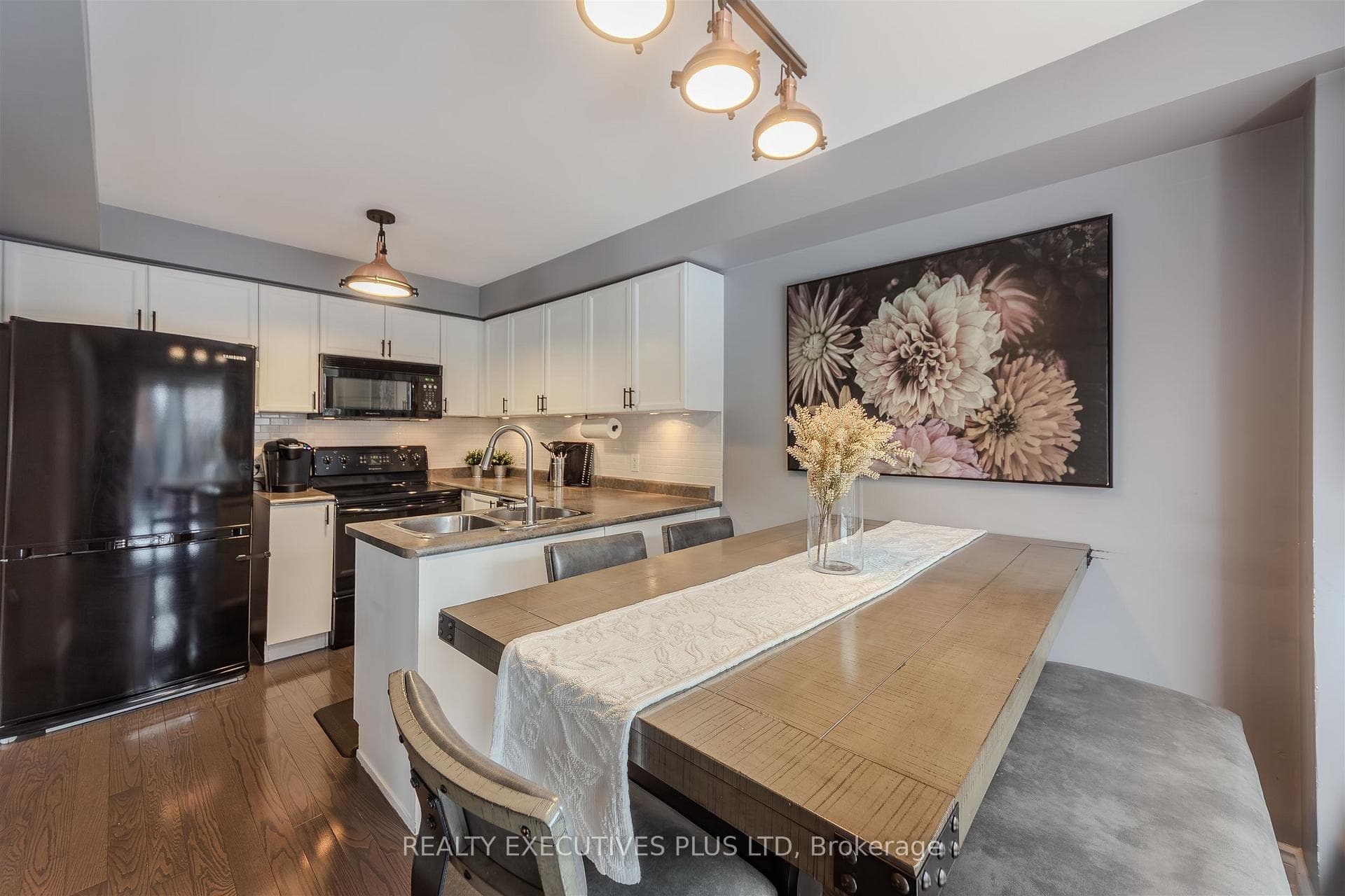 57 Tansley Crescent photo 4