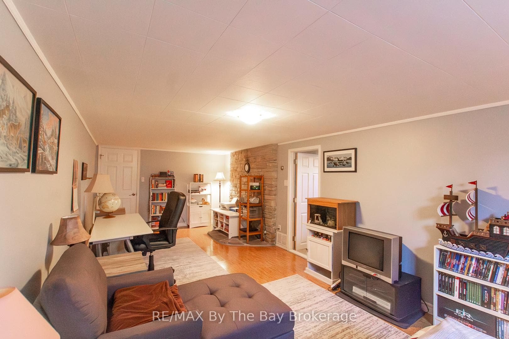 208 Jane Street photo 31