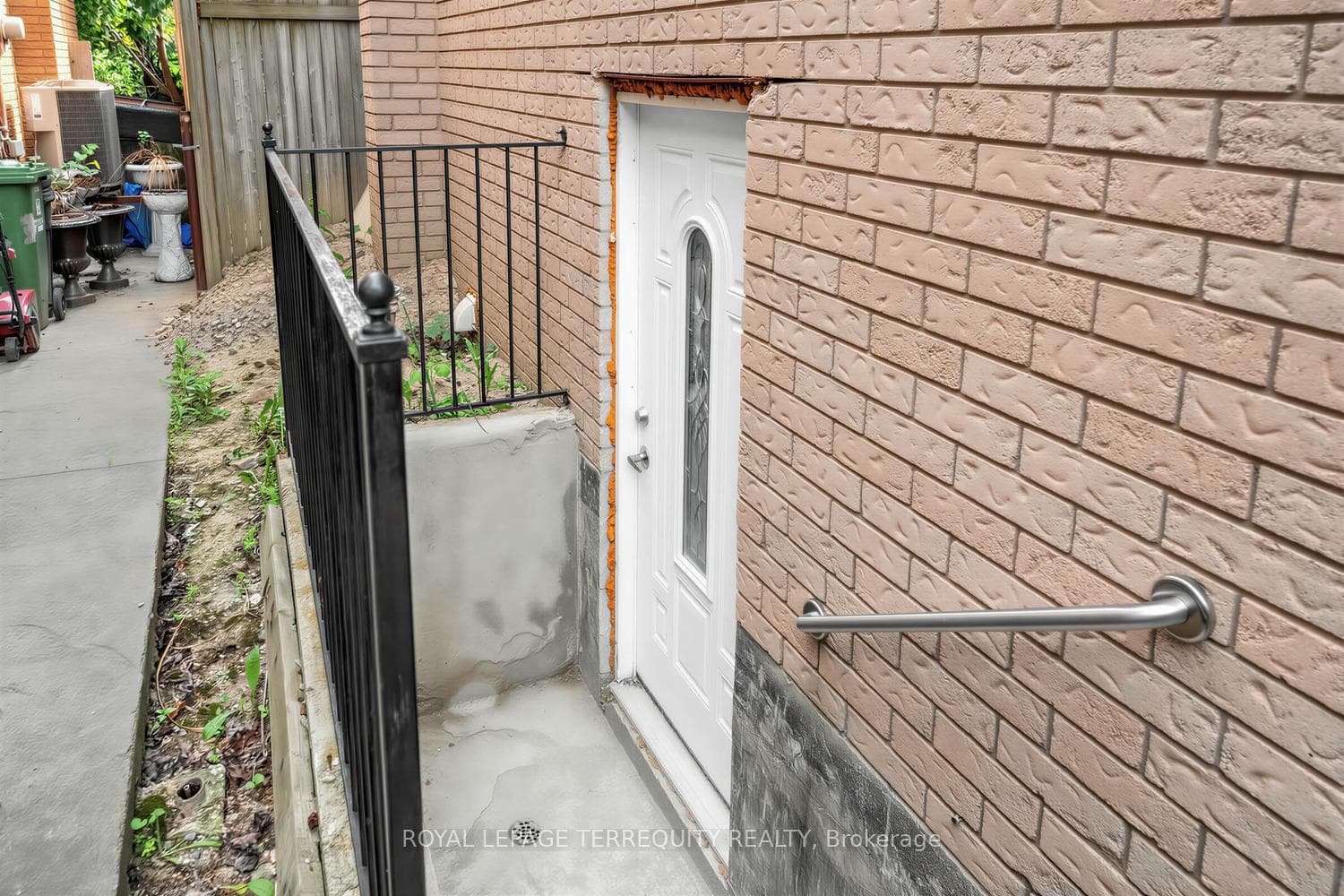 746 Limeridge Road photo 14