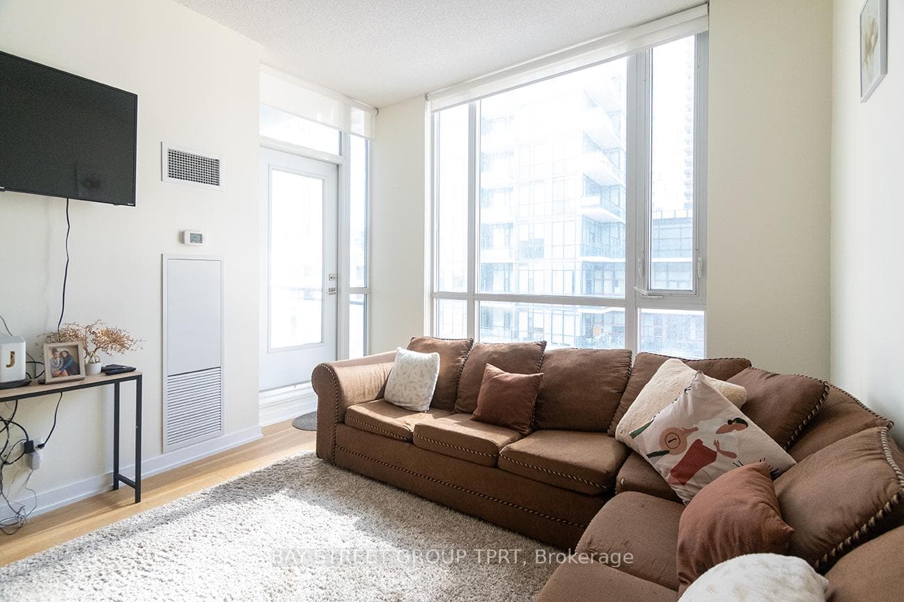 510 Curran Place Unit 306 photo 7