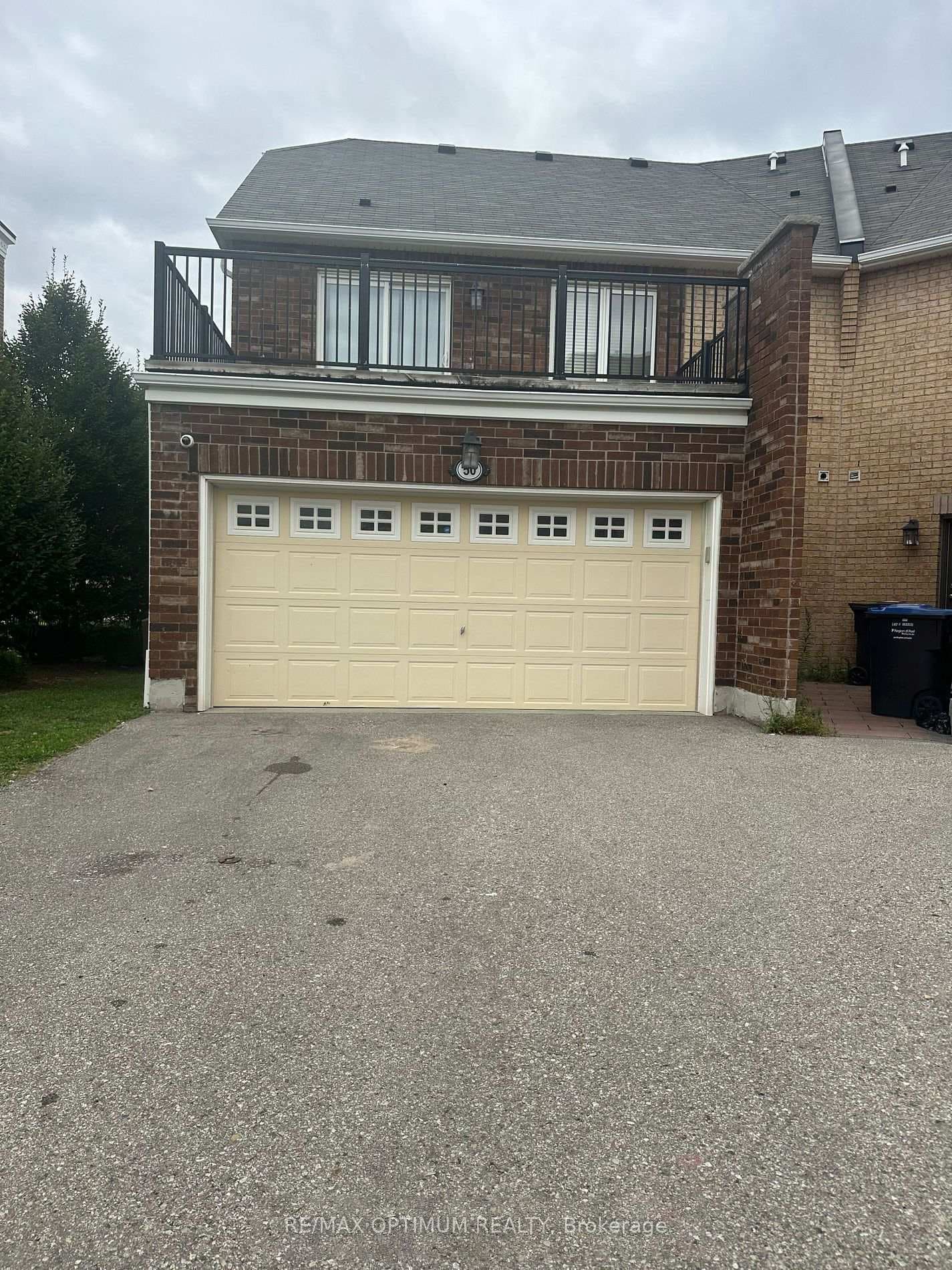 50 Baycliffe Crescent photo 1