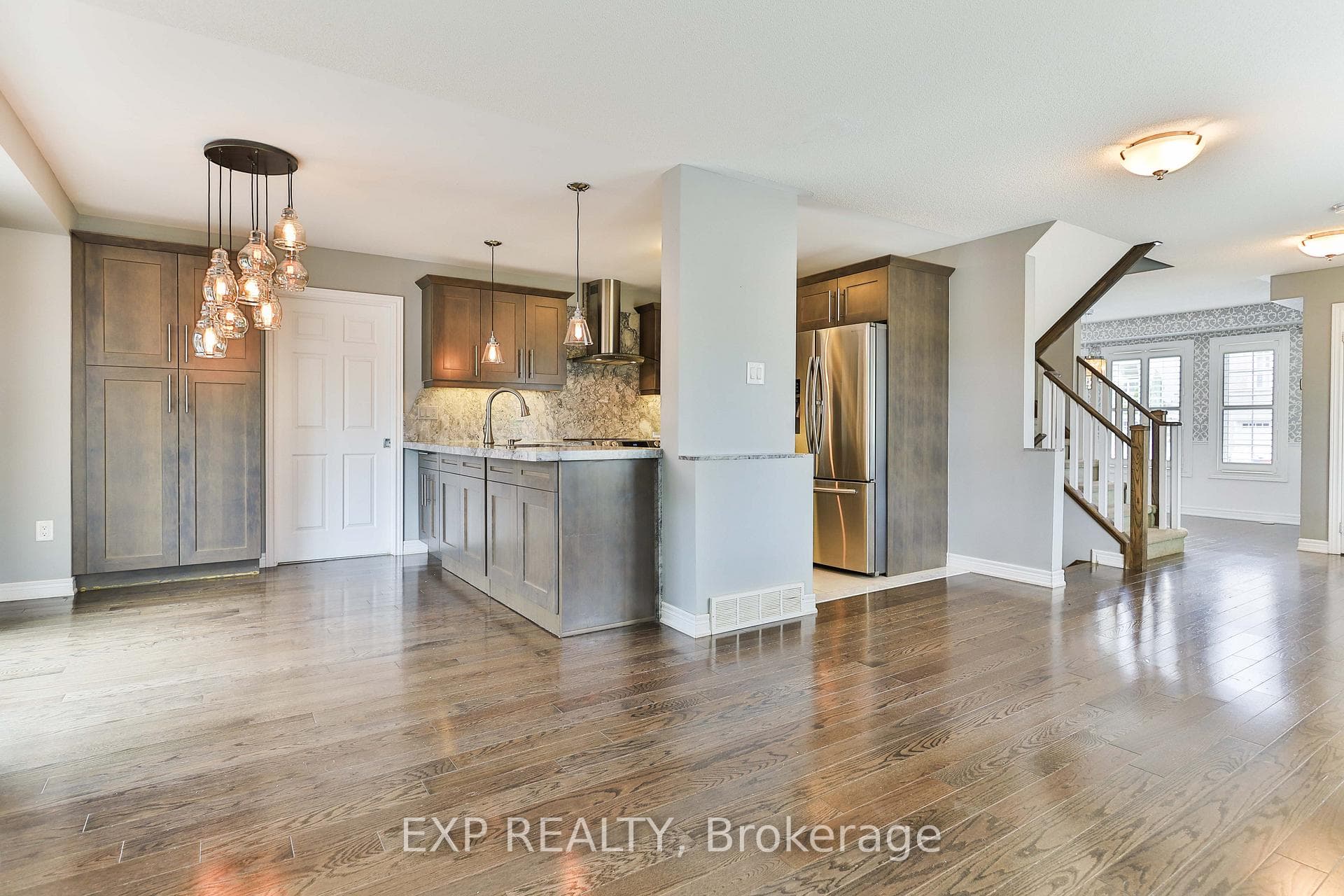 2256 Greening Lane photo 9