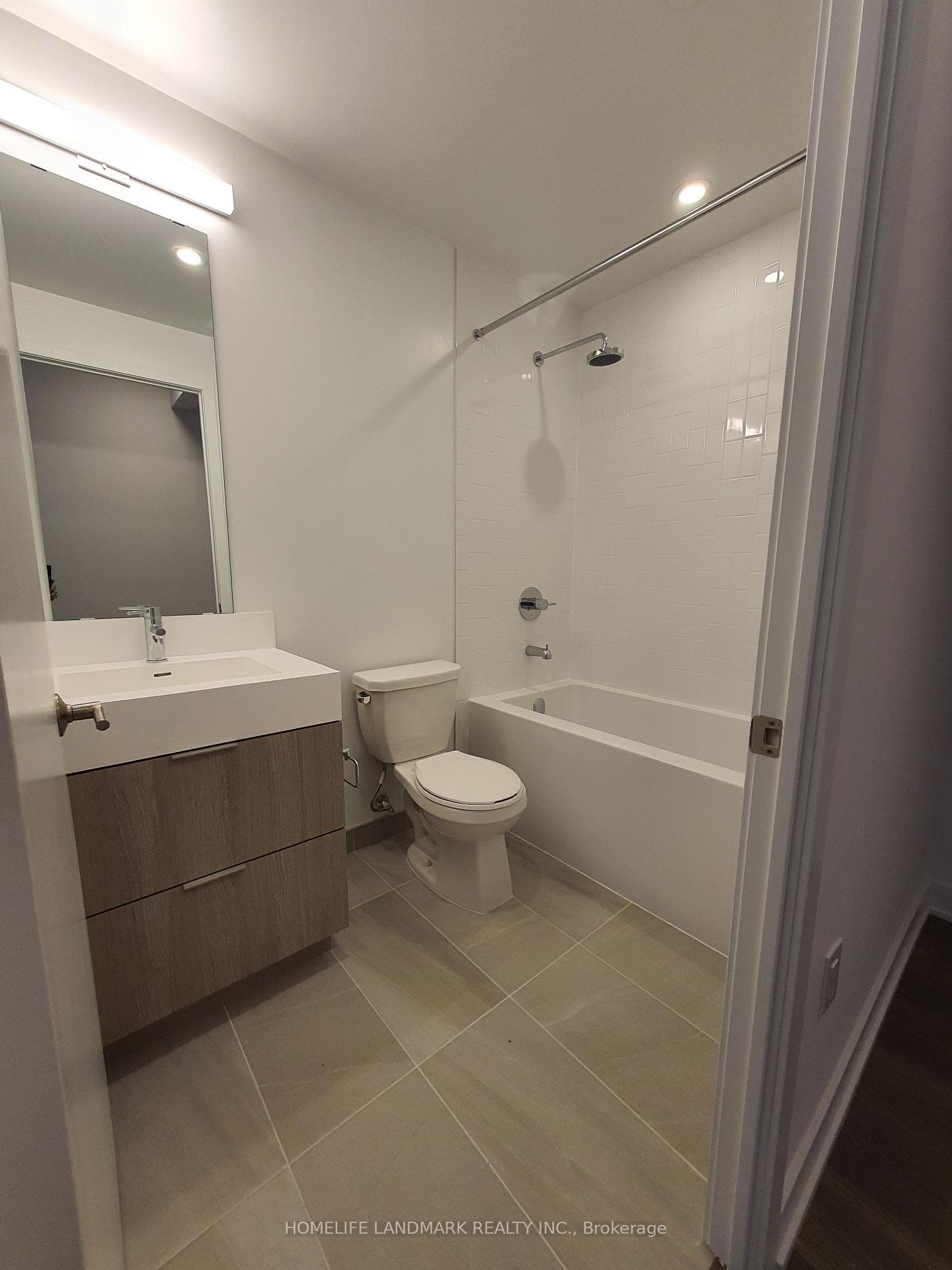 35 Tubman Avenue Unit 916 photo 23