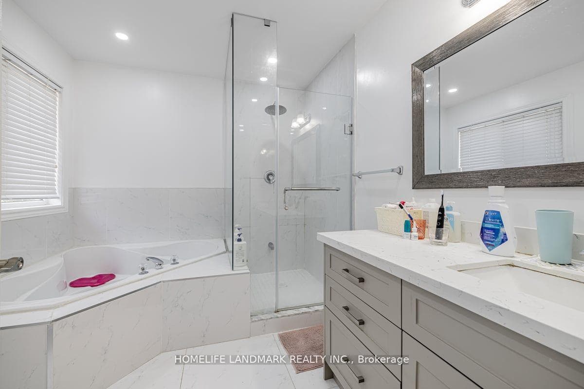 56 Loredana Court photo 14