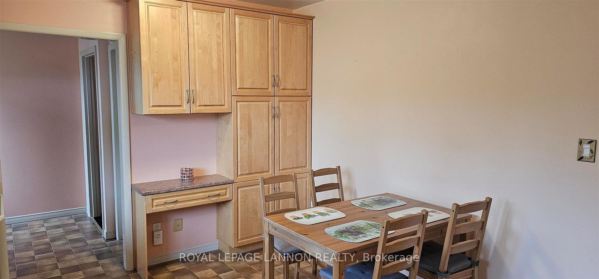135 Penfold Street photo 6