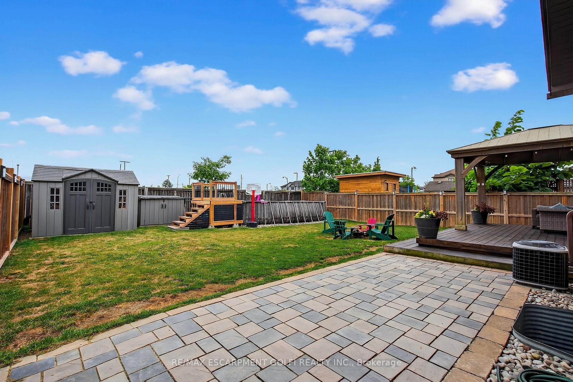 5 Gateway Avenue photo 31