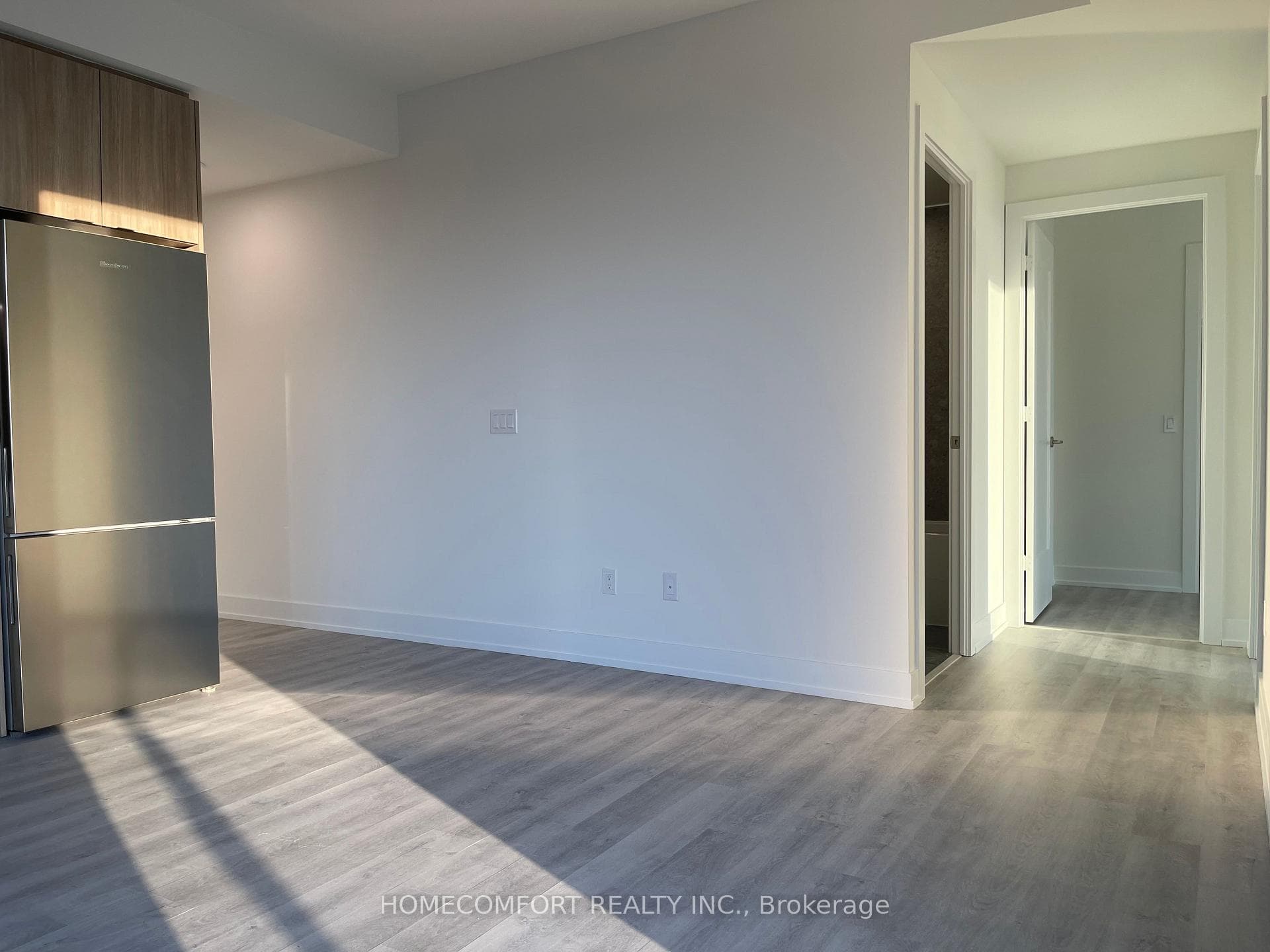 60 CENTRAL PARK ROAD Way Unit 2512 photo 19