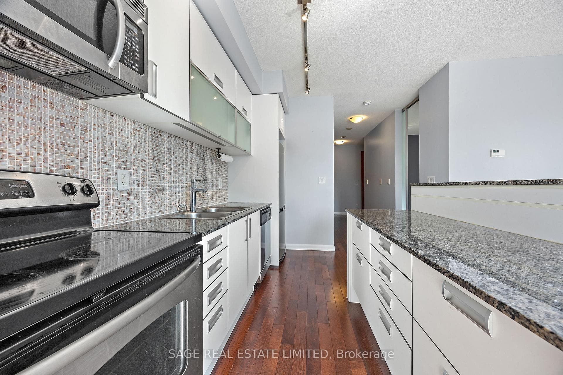 205 Frederick Street Unit 1211 photo 16