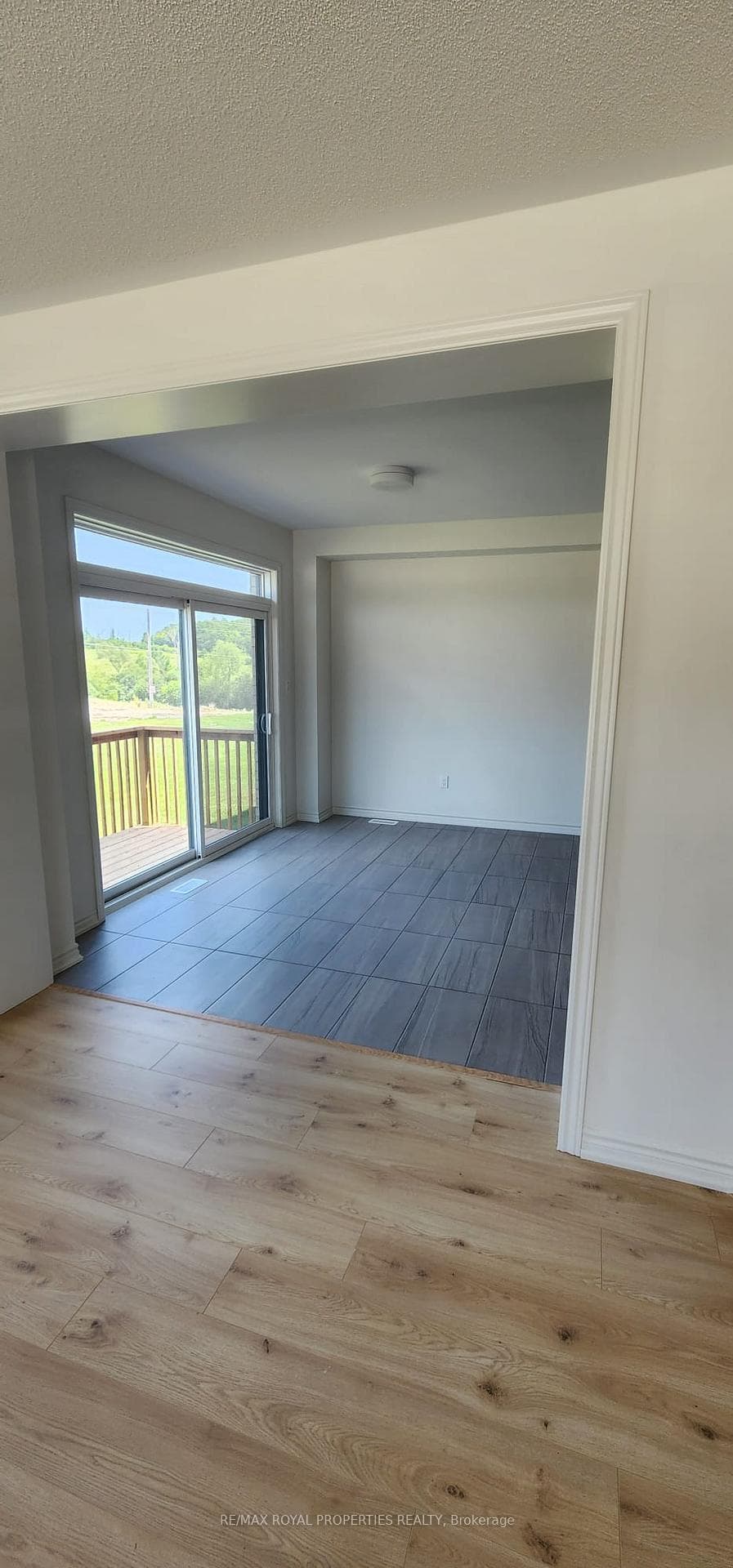 540 Trevor Street photo 24