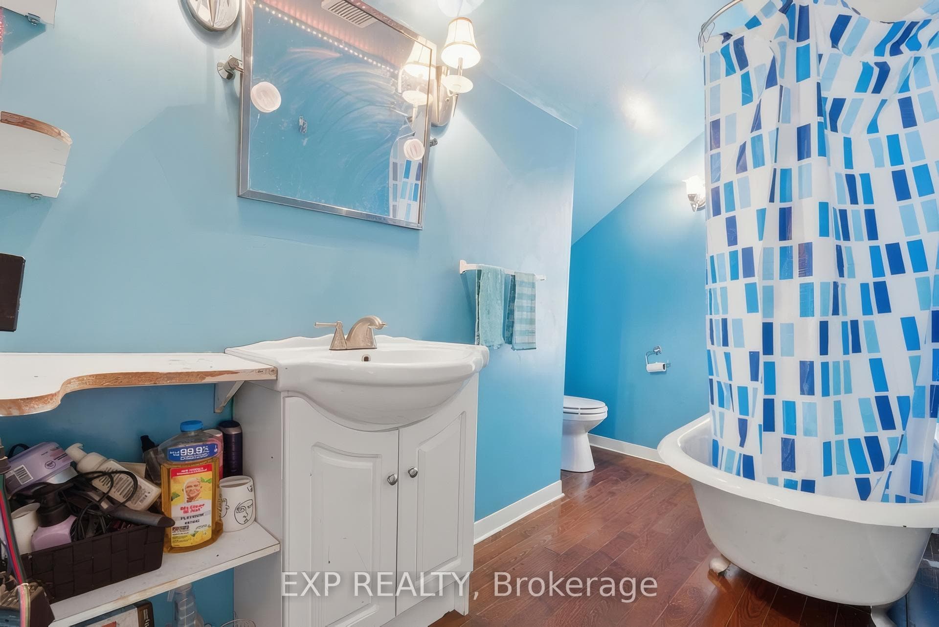 572 Downie Street photo 34