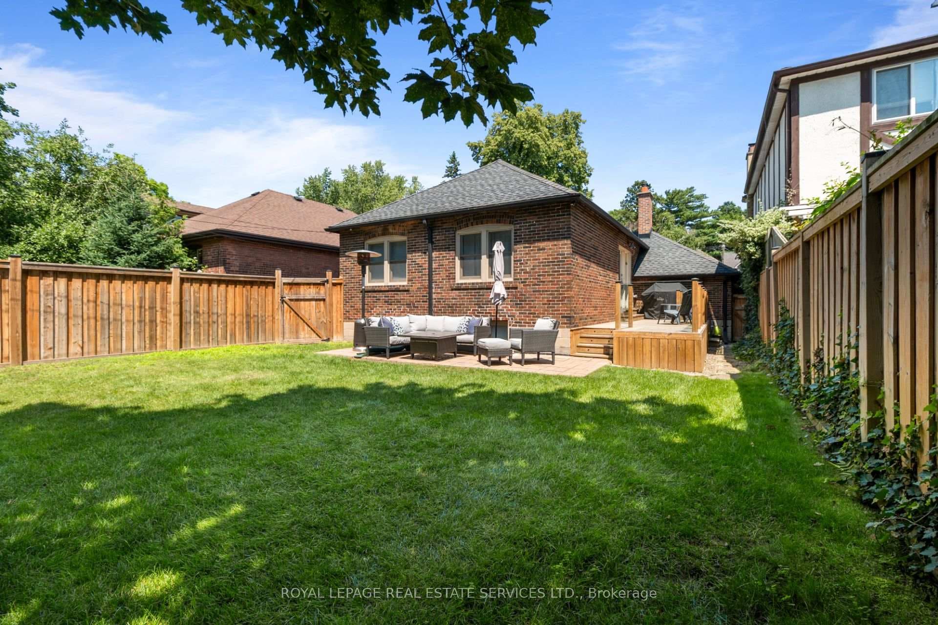 114 Humbervale Boulevard photo 33