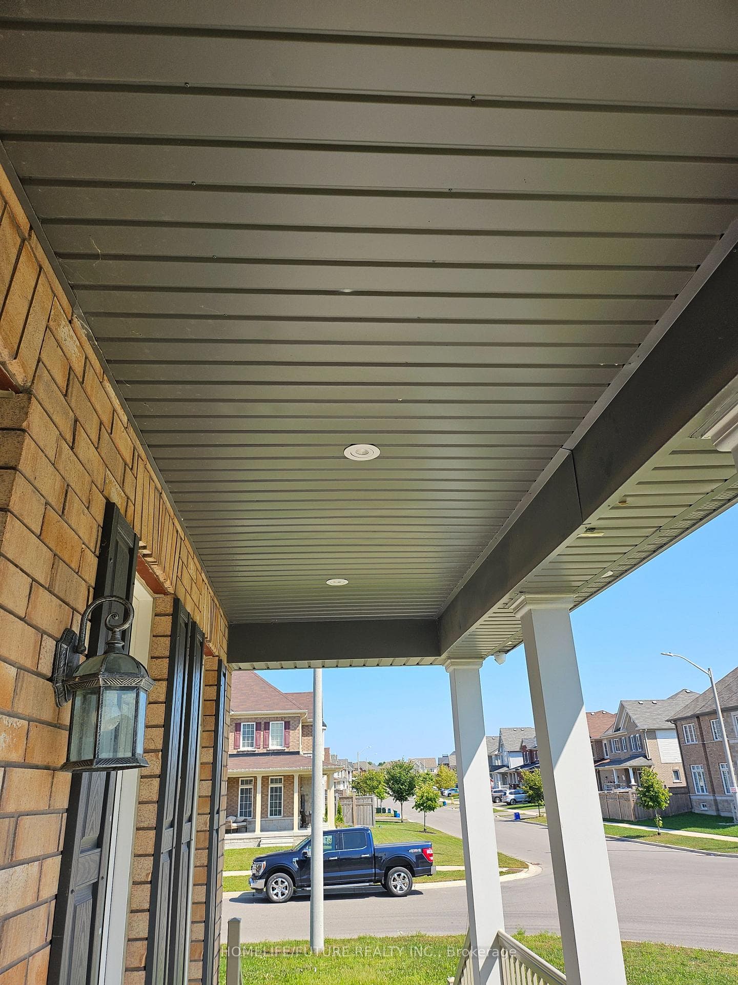 259 Kenneth Cole Drive photo 2