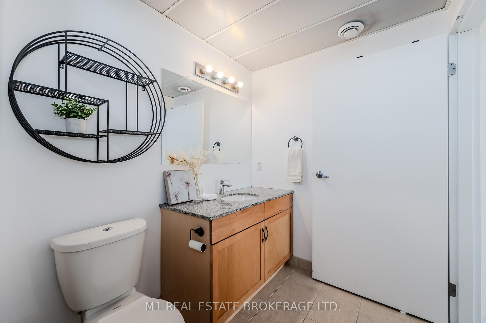 36 Regina Street Unit 305 photo 25