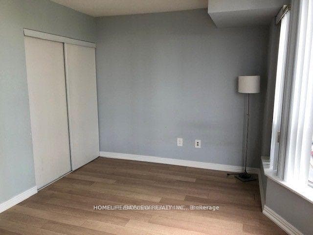 33 Sheppard Avenue Unit 1209 photo 2